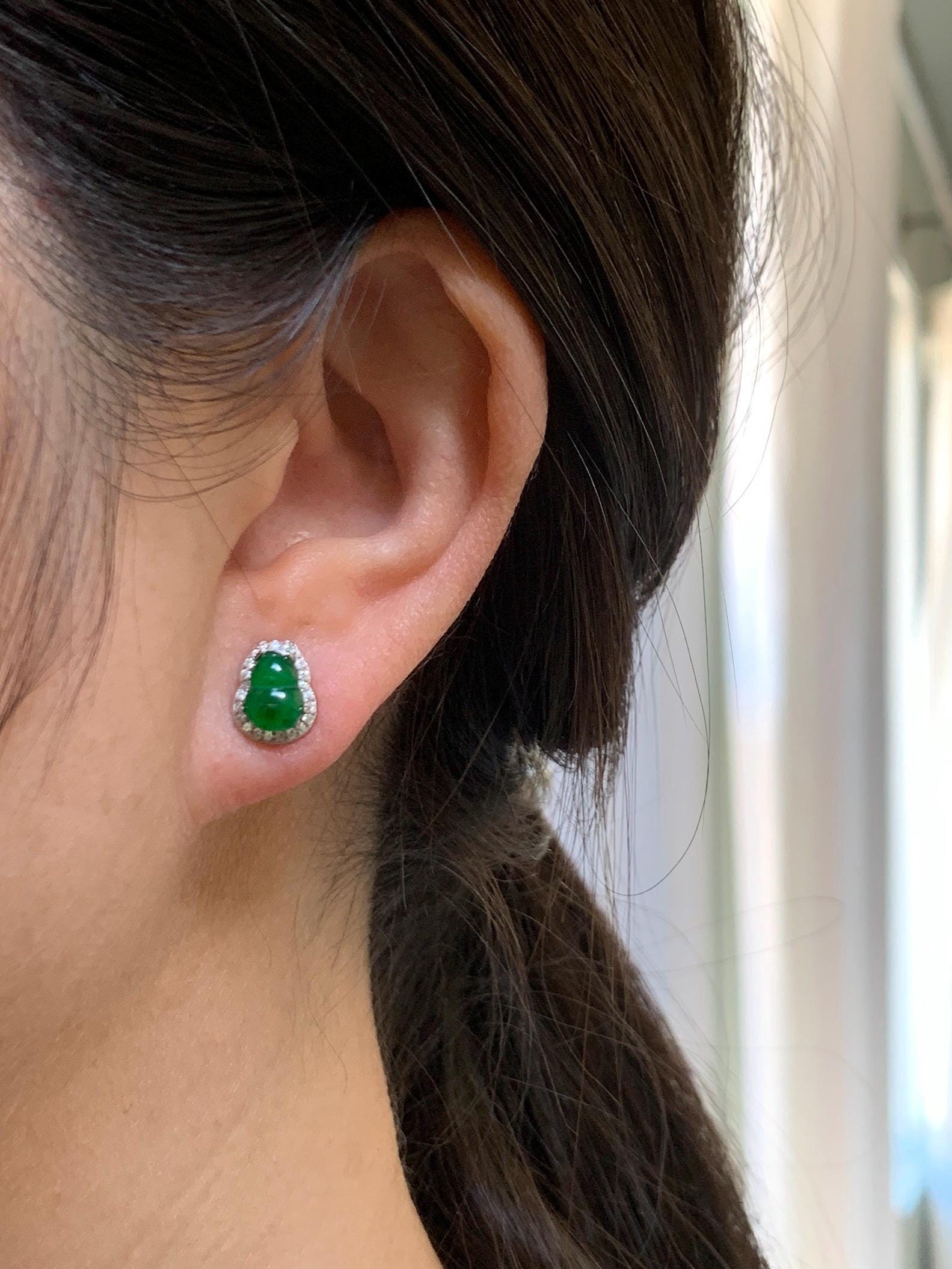 Natural Guatemalan Grade A Icy Translucent Vibrant Green Jade Jadeite Gourd Hulu Stud Earrings Sterling Silver 天然冰危绿翡翠葫芦镶嵌耳钉 YLH96