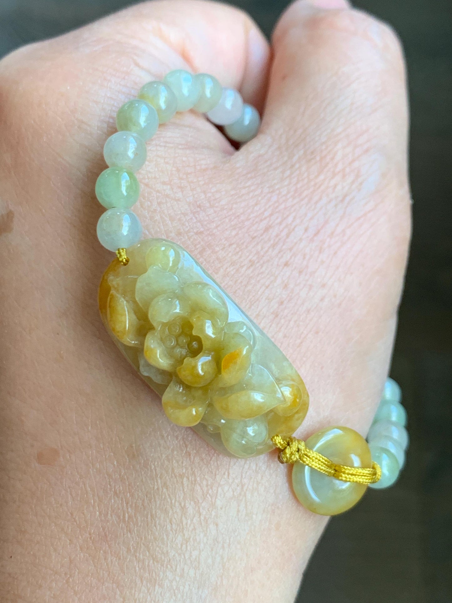 Natural Grade A Icy Translucent Vibrant Yellow Jade Jadeite Carved Lotus Flower Cuff Beaded Bracelet 7” 16g 天然冰黄翡翠莲花圆珠手串 MHL278