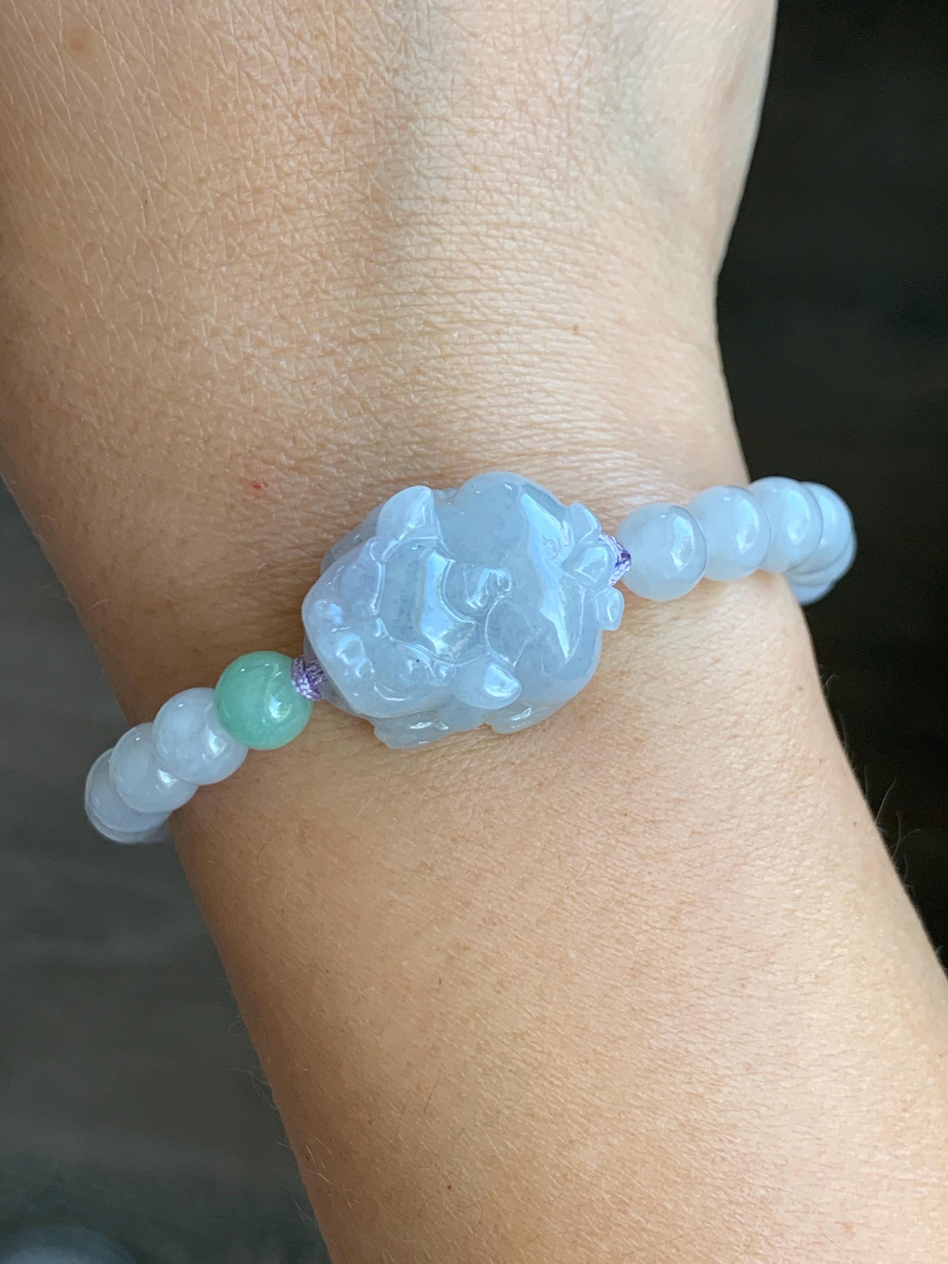 Natural Grade A Icy Translucent Gelatinous Pastel Lavender Wuji Jade Jadeite Carved Pixiu Beaded Bracelet 6mm 6.5” 19g 天然冰淡紫乌鸡翡翠貔貅手串 BZW266