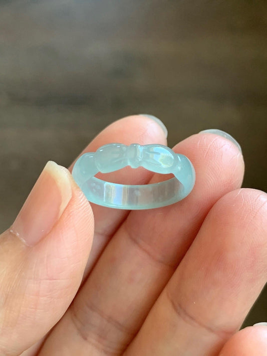 Natural Grade A Guatemalan Icy Highly Translucent Pastel Teal Jade Jadeite Carved Bow Band Ring Size 6 US 天然冰危起光浅蓝翡翠蝴蝶结戒圈 WHD55A