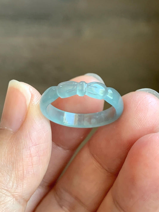 Natural Grade A Guatemalan Icy Highly Translucent Pastel Teal Jade Jadeite Carved Bow Band Ring Size 7.5 US 天然冰危起光浅蓝翡翠蝴蝶结戒圈 WHD55B