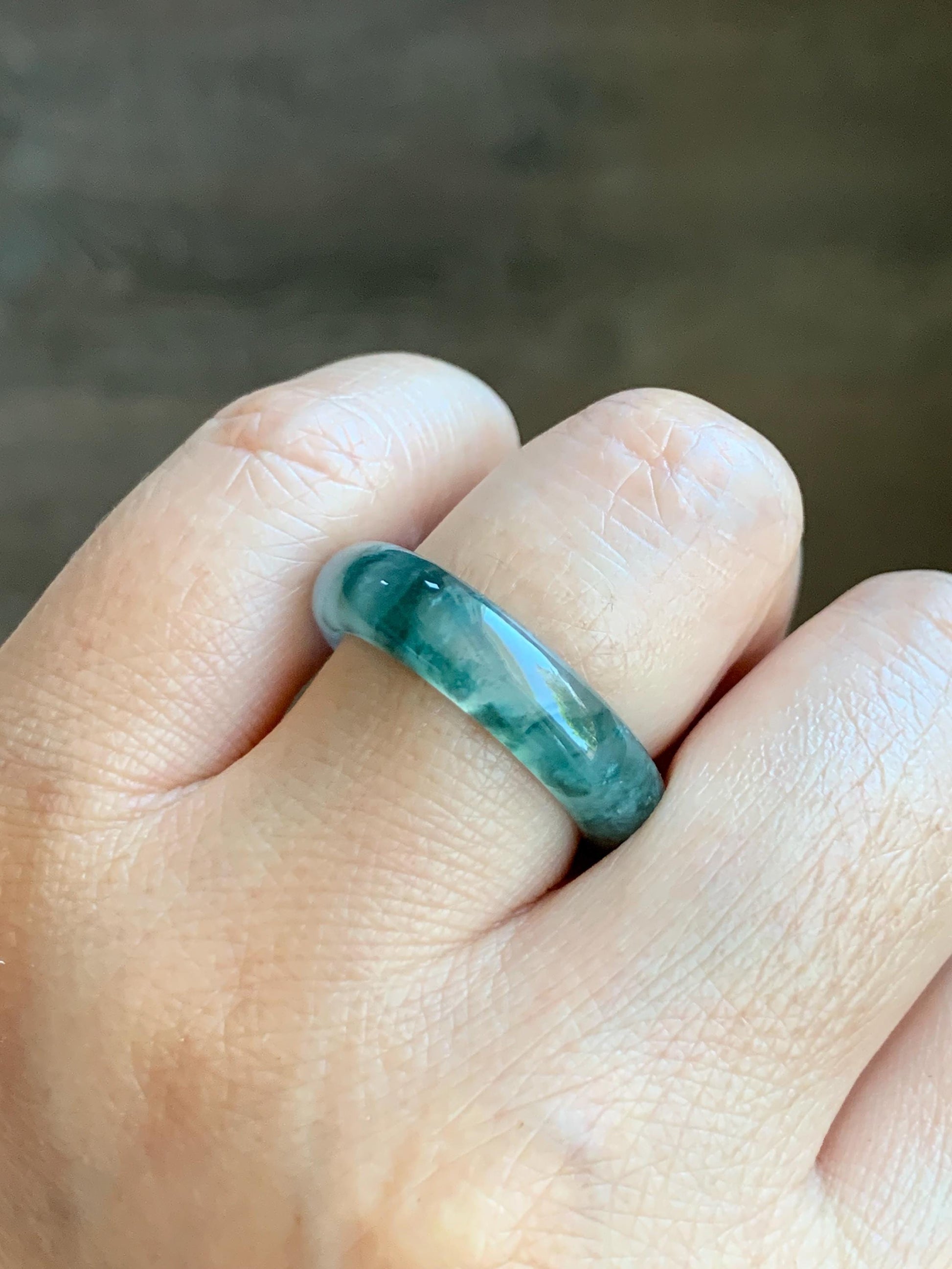 Certified Natural Grade A Icy Translucent Gelatinous Old Mine Green Marbled Jade Jadeite Band Ring Size 9 US 4.17g 天然冰胶浅绿飘花翡翠戒圈 8747