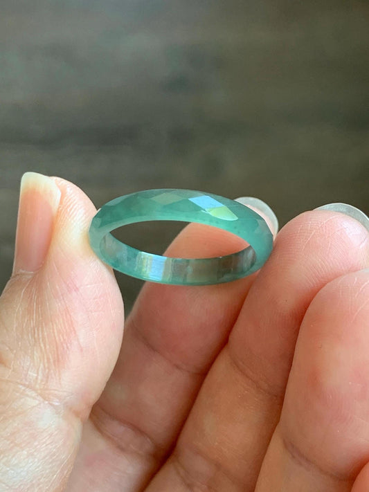 Natural Grade A Guatemalan Icy Highly Translucent Light Green Jade Jadeite Diamond Faceted Band Ring Size 8.5 天然冰危浅绿起光翡翠切割面戒圈 QGM80-H