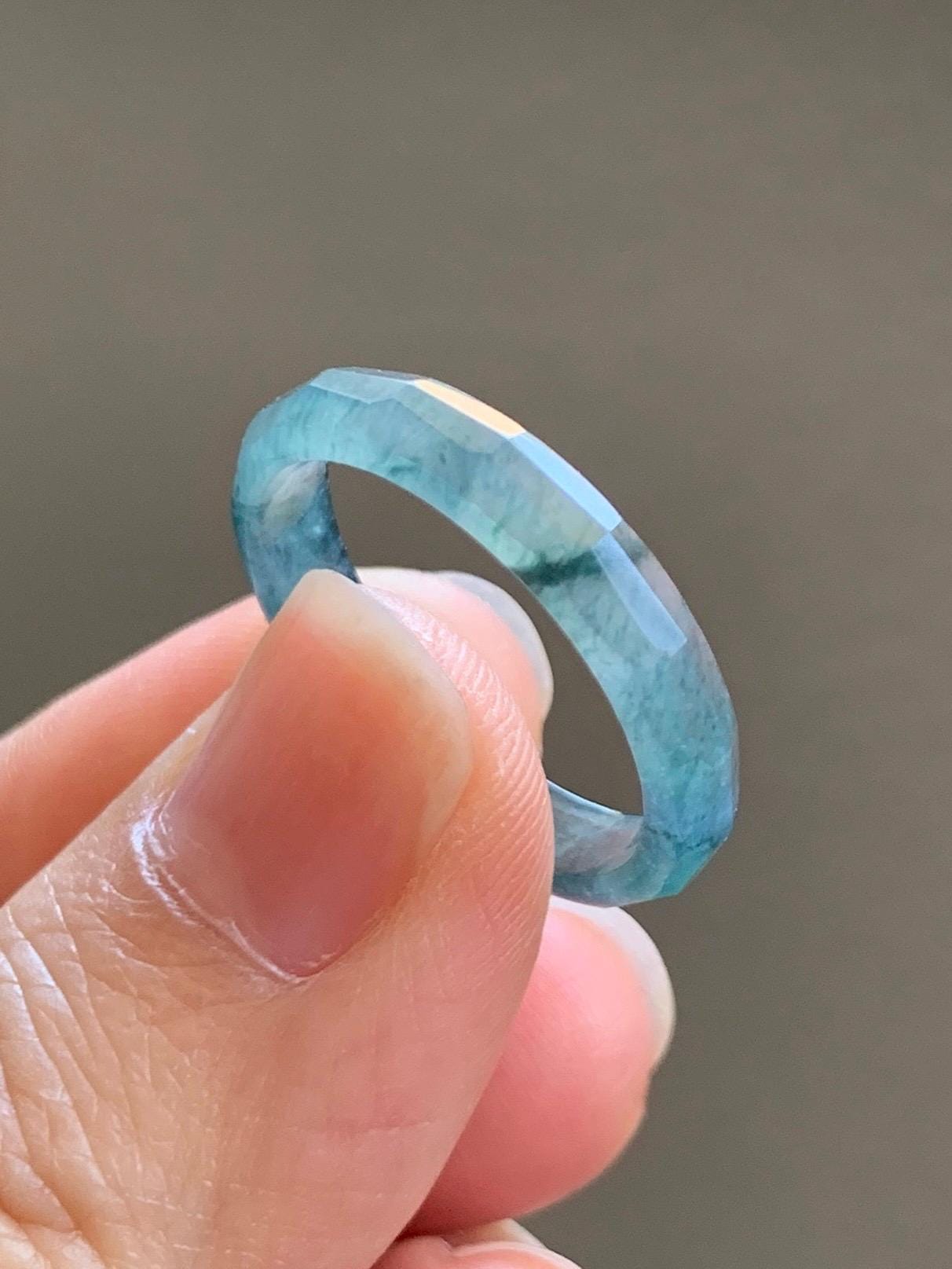 Natural Grade A Guatemalan Icy Highly Translucent Aegean Blue Jade Jadeite Faceted Band Ring Size 9 US 天然冰危牛仔蓝起光翡翠切割面戒圈 QGM80-G