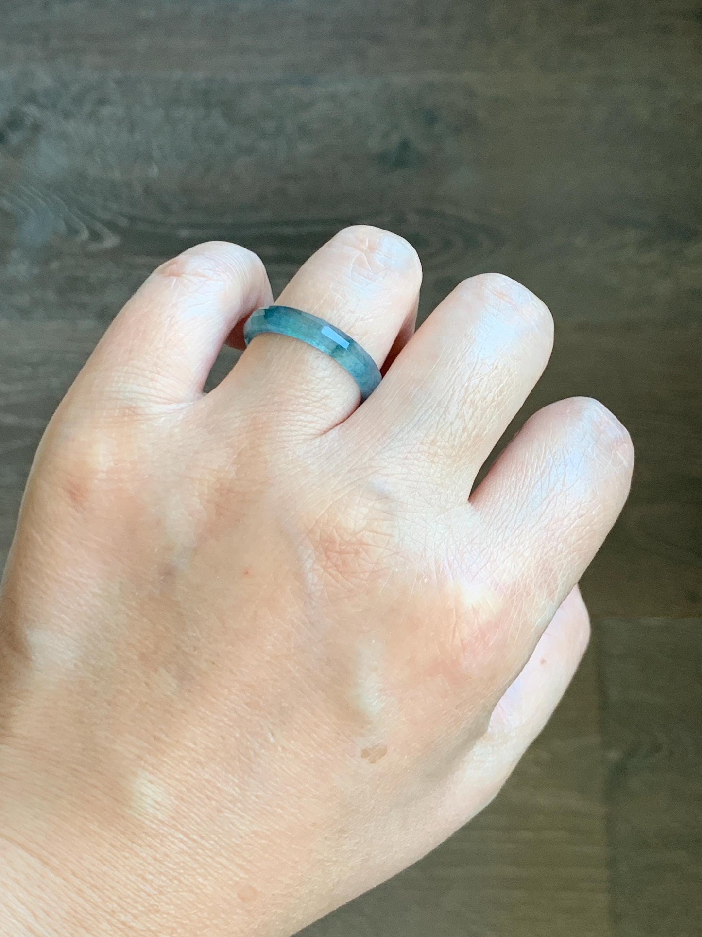 Natural Grade A Guatemalan Icy Highly Translucent Aegean Blue Jade Jadeite Faceted Band Ring Size 9 US 天然冰危牛仔蓝起光翡翠切割面戒圈 QGM80-G