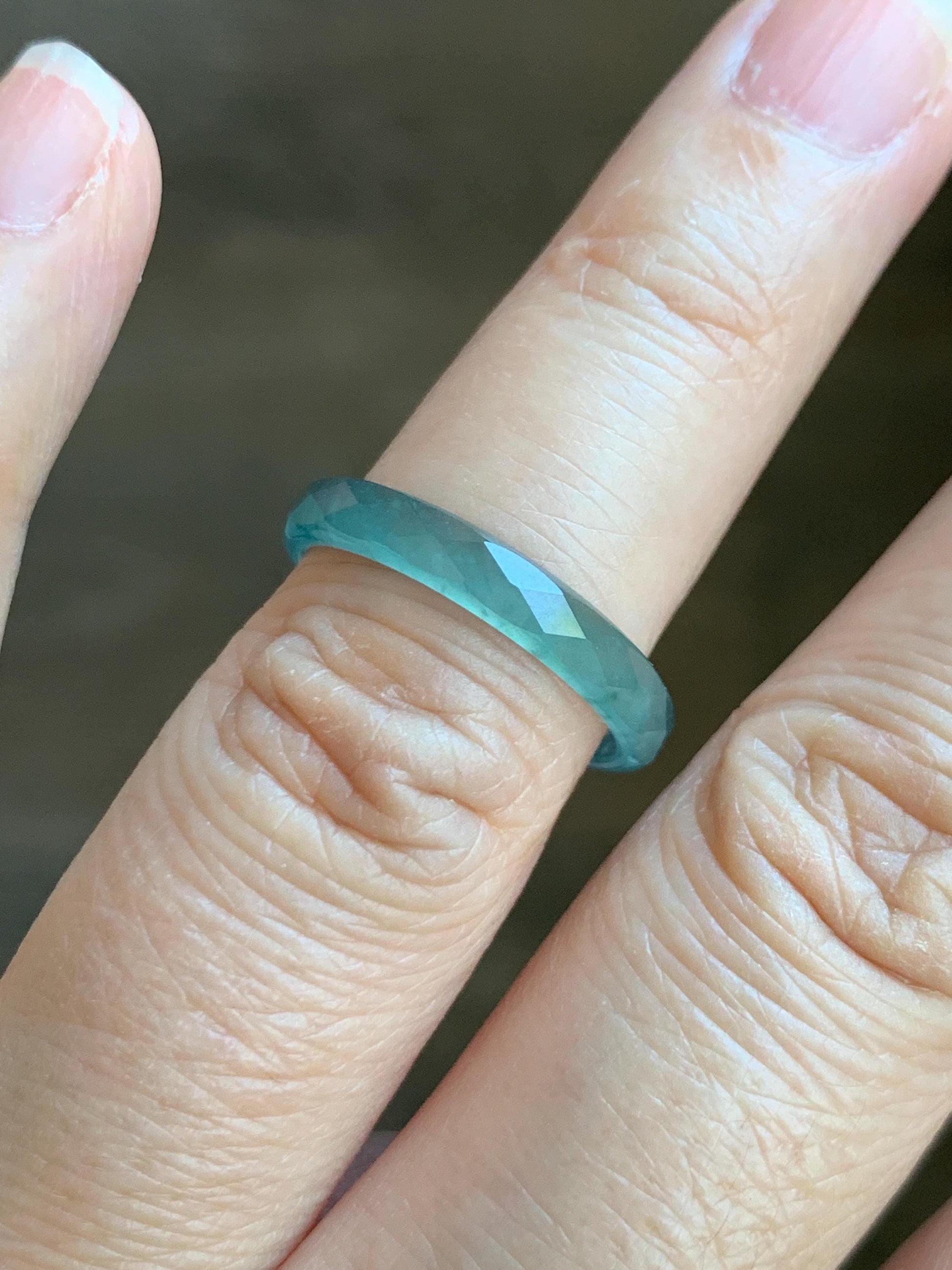 Natural Grade A Guatemalan Icy Highly Translucent Light Green Jade Jadeite Diamond Faceted Band Ring Size 6.5 天然冰危浅绿起光翡翠切割面戒圈 QGM80-D