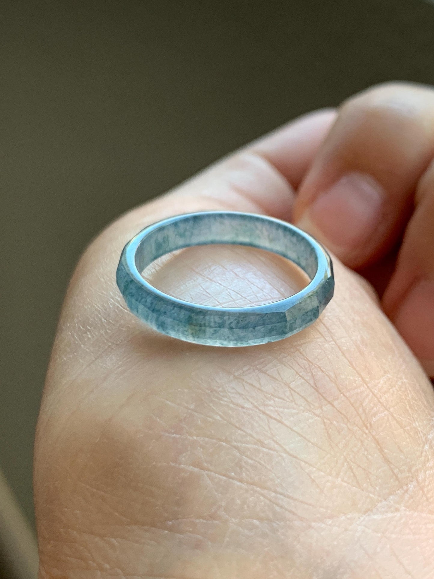 Natural Grade A Guatemalan Icy Highly Translucent Aegean Blue Jade Jadeite Faceted Band Ring Size 7.75 US 天然冰危牛仔蓝起光翡翠切割面戒圈 QGM80-C