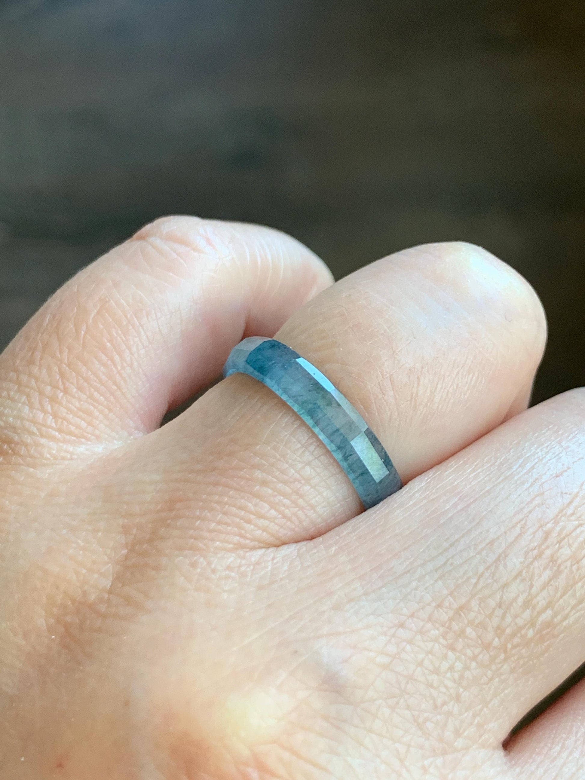 Natural Grade A Guatemalan Icy Highly Translucent Aegean Blue Jade Jadeite Faceted Band Ring Size 7.75 US 天然冰危牛仔蓝起光翡翠切割面戒圈 QGM80-C