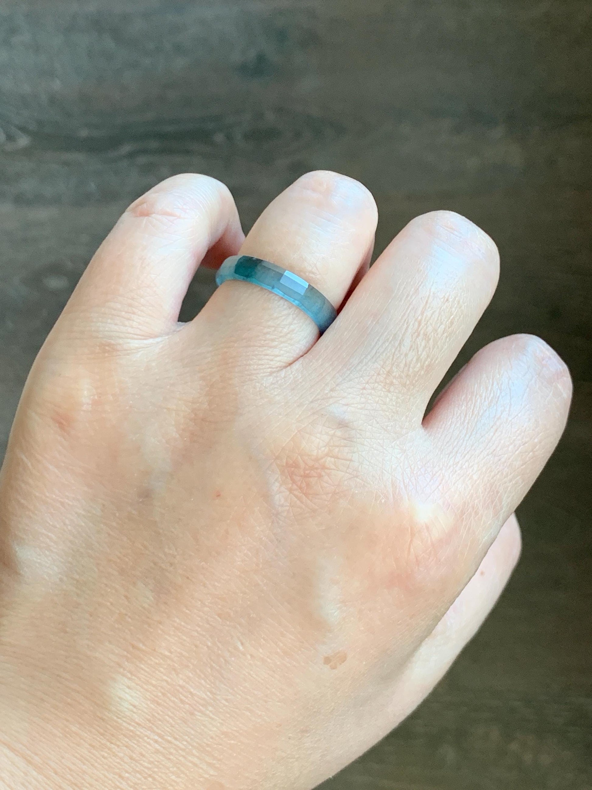 Natural Grade A Guatemalan Icy Highly Translucent Aegean Blue Jade Jadeite Faceted Band Ring Size 7.75 US 天然冰危牛仔蓝起光翡翠切割面戒圈 QGM80-B