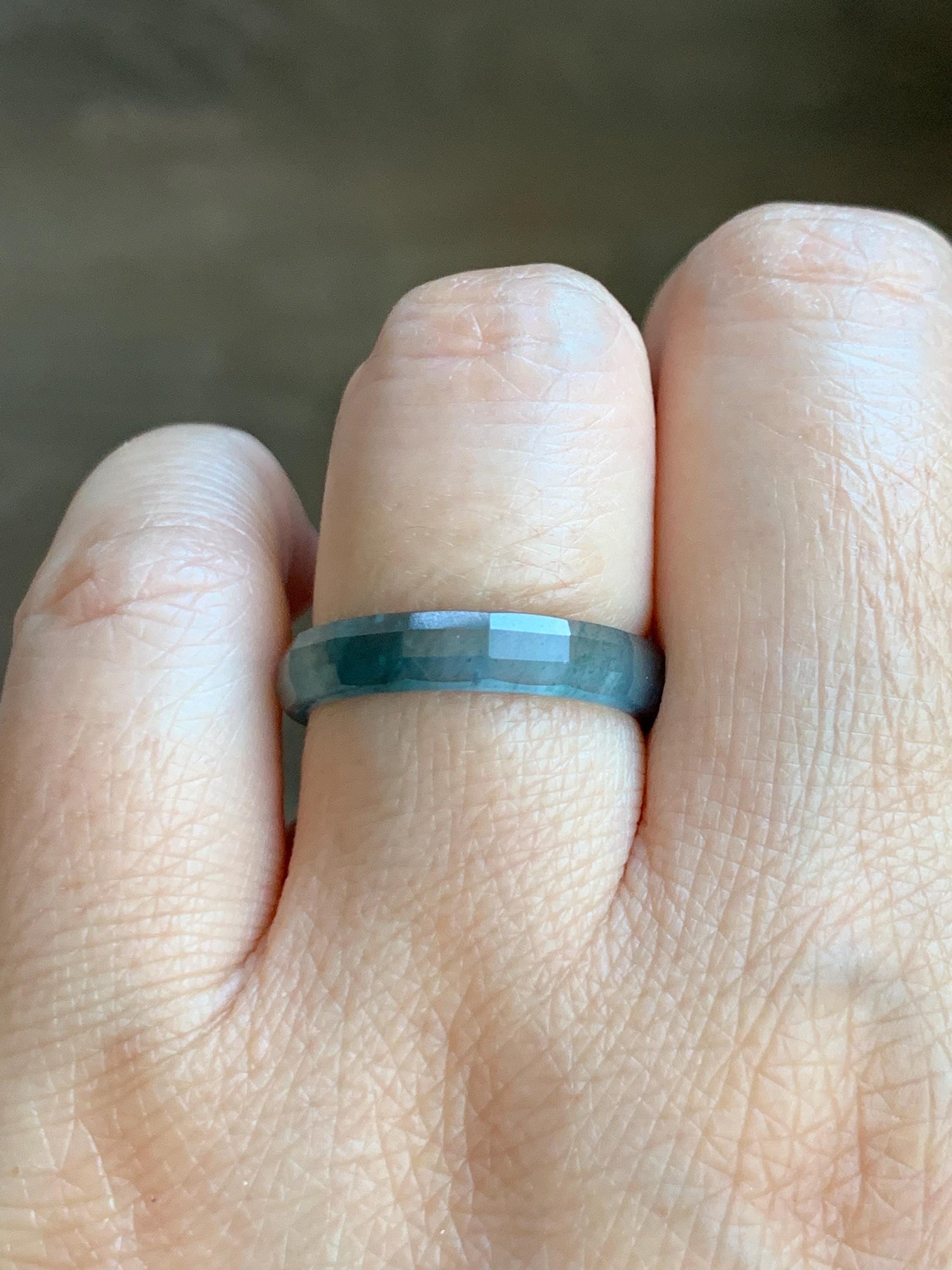 Natural Grade A Guatemalan Icy Highly Translucent Aegean Blue Jade Jadeite Faceted Band Ring Size 7.75 US 天然冰危牛仔蓝起光翡翠切割面戒圈 QGM80-B
