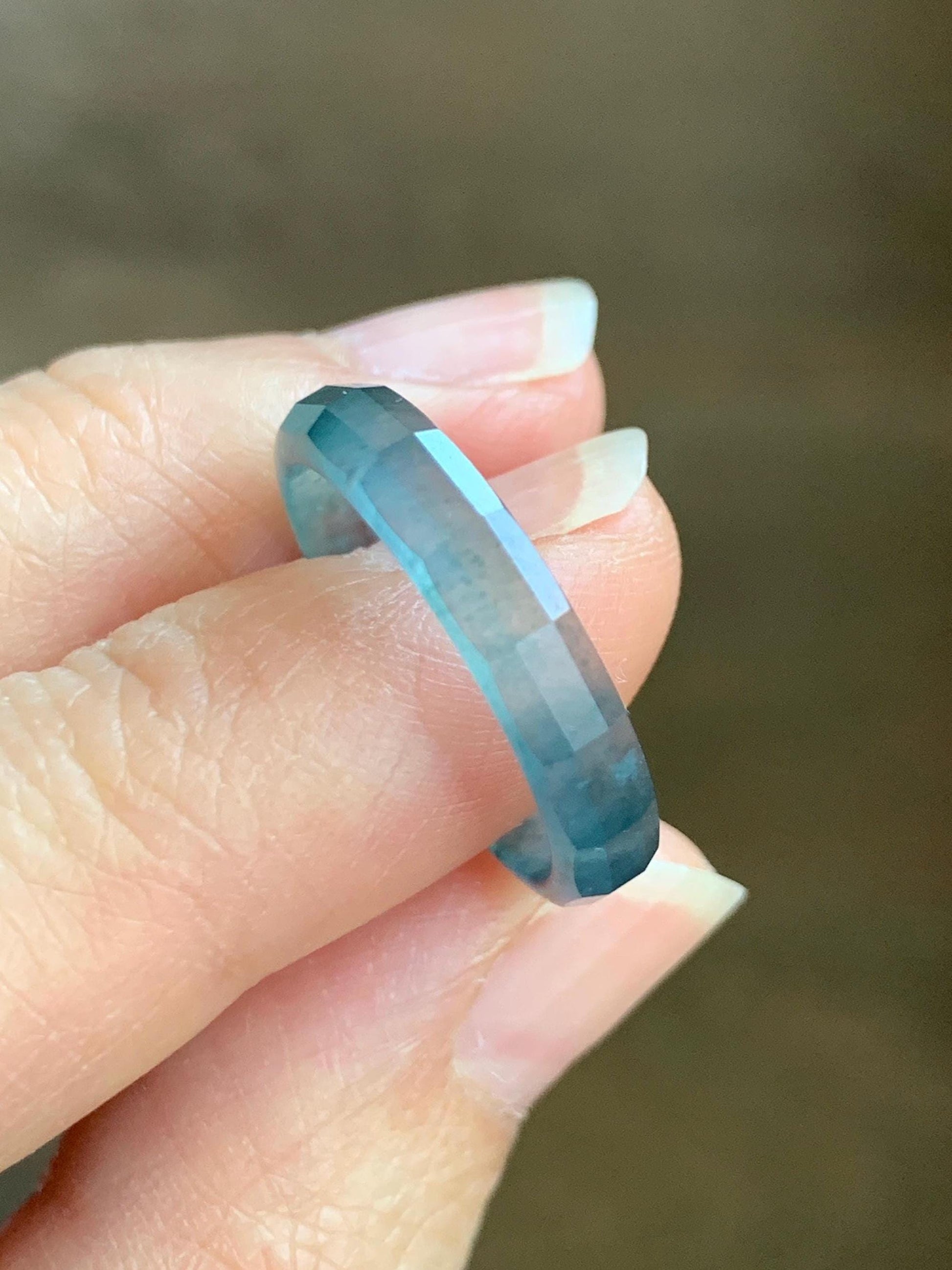 Natural Grade A Guatemalan Icy Highly Translucent Aegean Blue Jade Jadeite Faceted Band Ring Size 7.75 US 天然冰危牛仔蓝起光翡翠切割面戒圈 QGM80-B