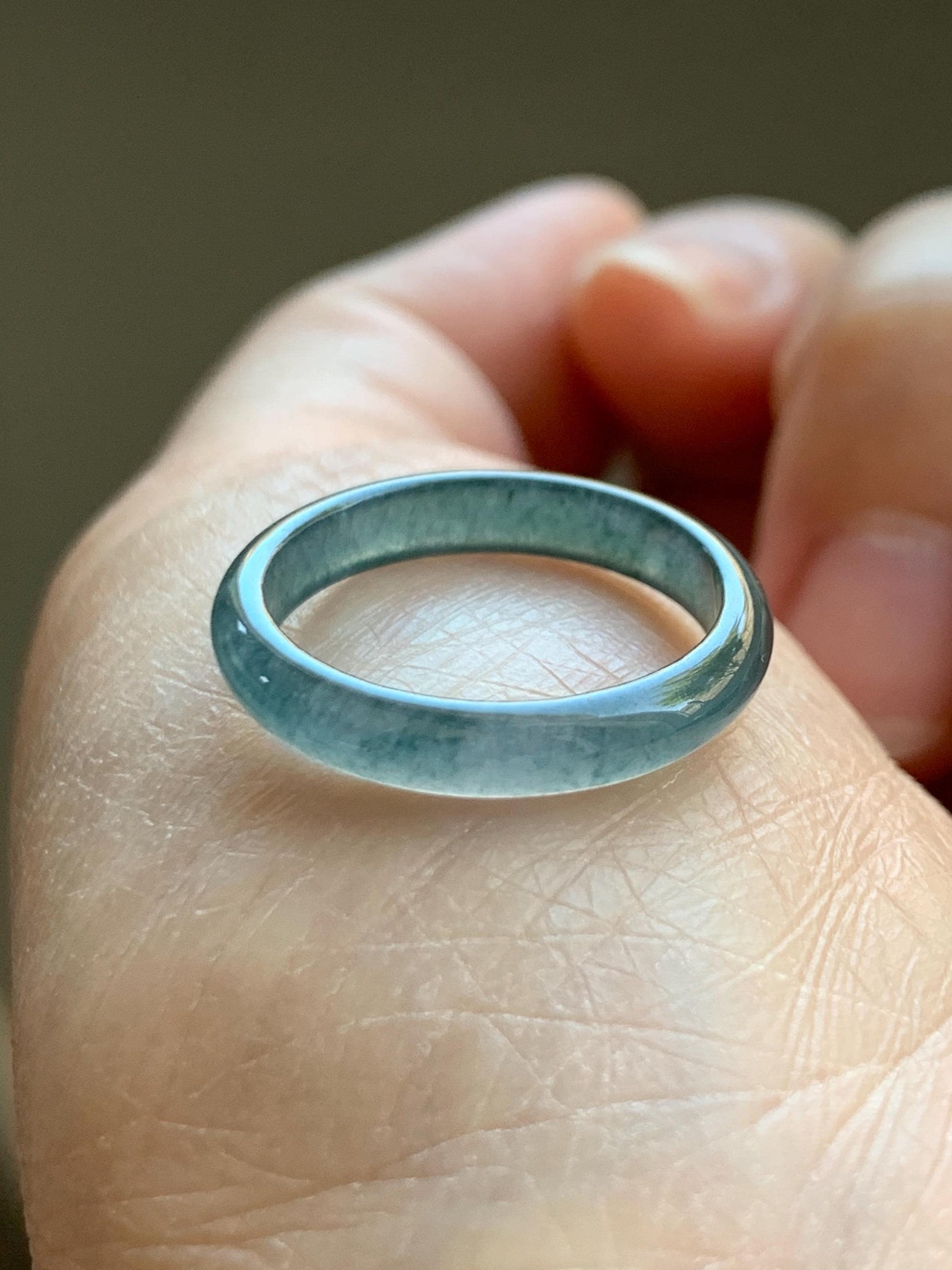 Natural Grade A Guatemalan Icy Highly Translucent Aegean Blue Jade Jadeite Band Ring Size 6.5 US 天然冰危牛仔蓝起光翡翠戒圈 NZL55