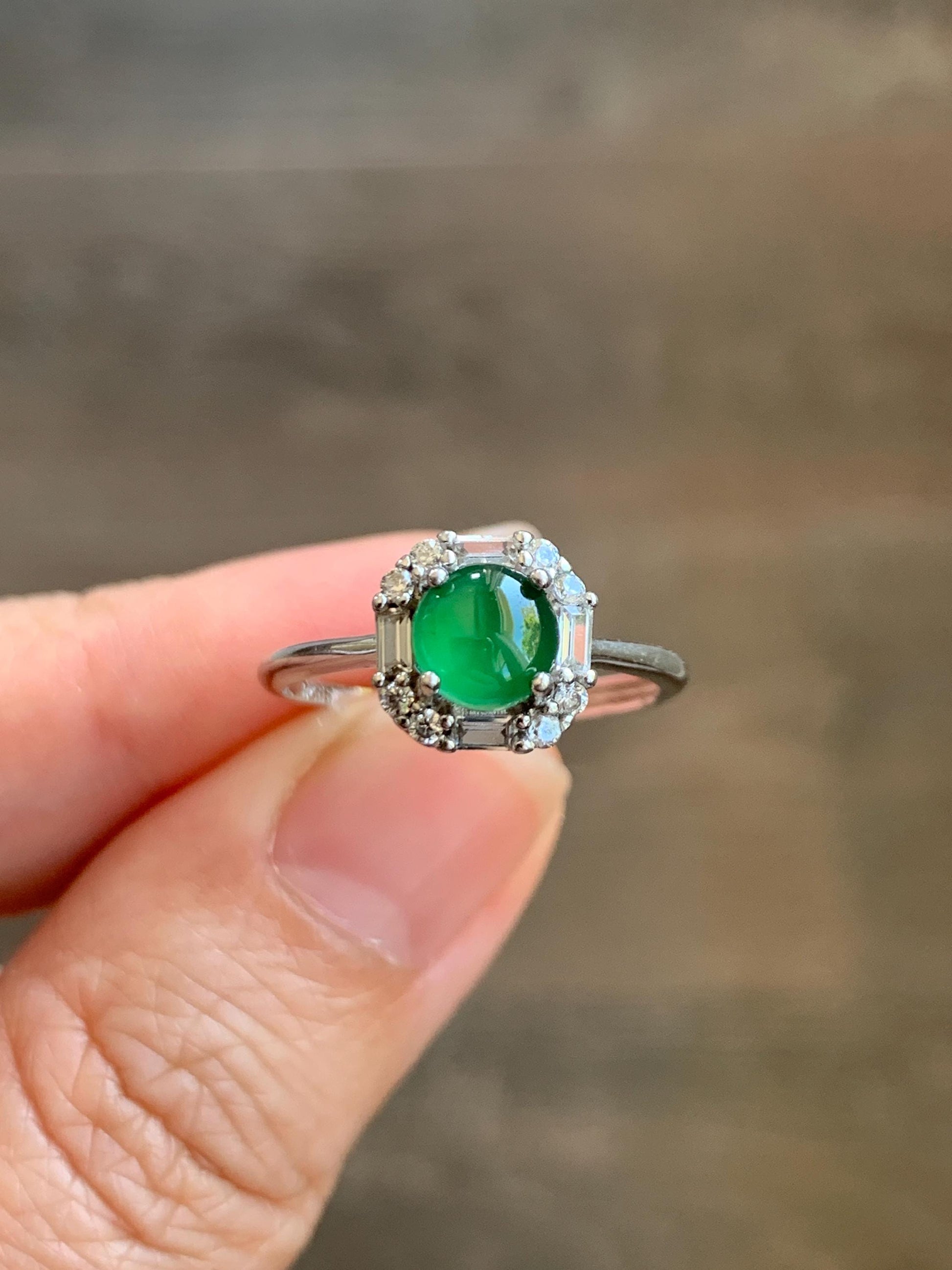 Natural Grade A Guatemalan Icy Translucent Vibrant Green Jade Jadeite Ring Sterling Silver Size Adjustable 天然冰危绿翡翠蛋面银镶戒指 WLJ88