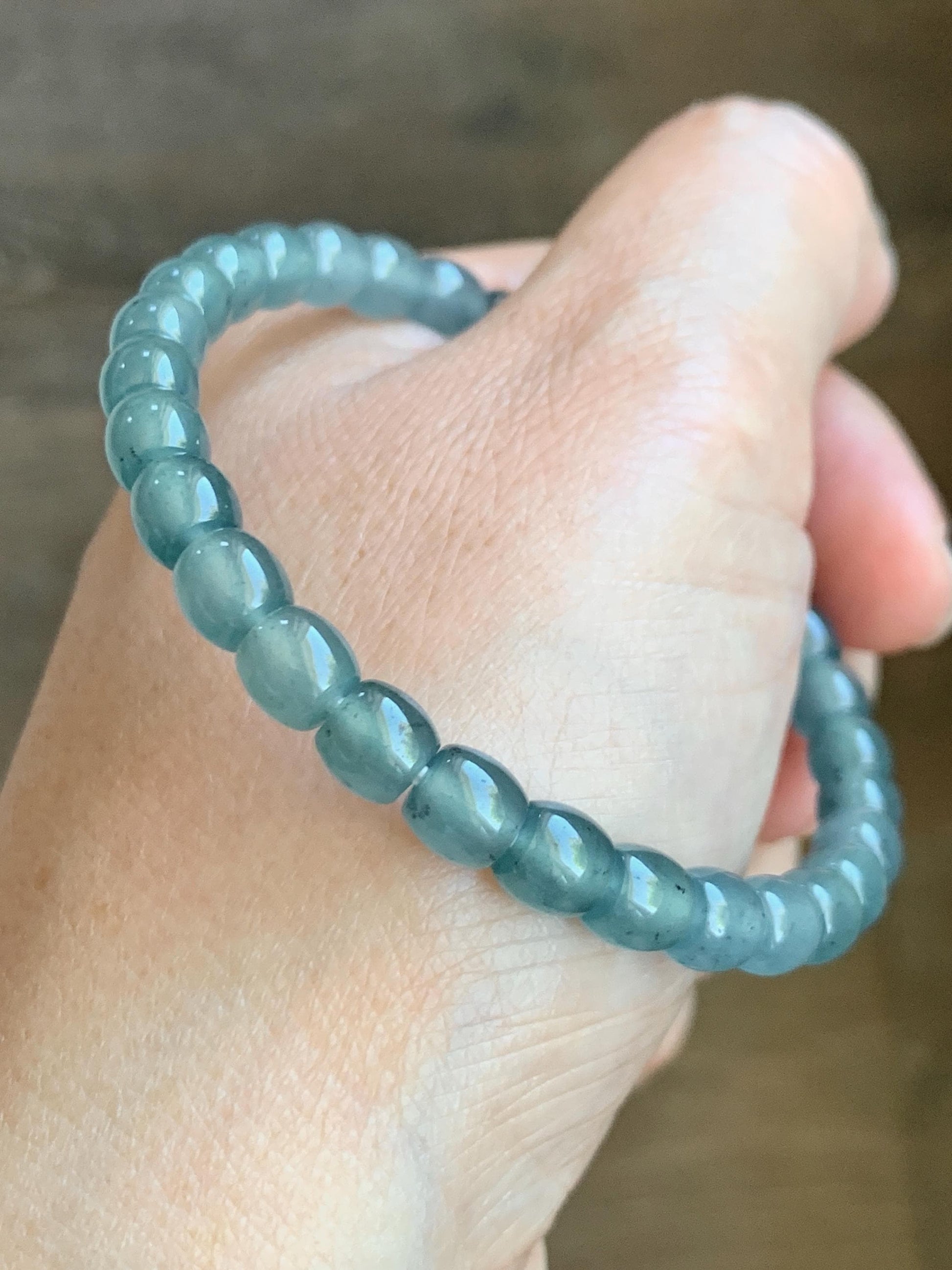 Natural Grade A Guatemalan Icy Highly Translucent Gelatinous Blue Jade Jadeite Barrel Beads Beaded Bracelet 7” 14g 天然冰胶危蓝翡翠桶珠手串 BWT330B