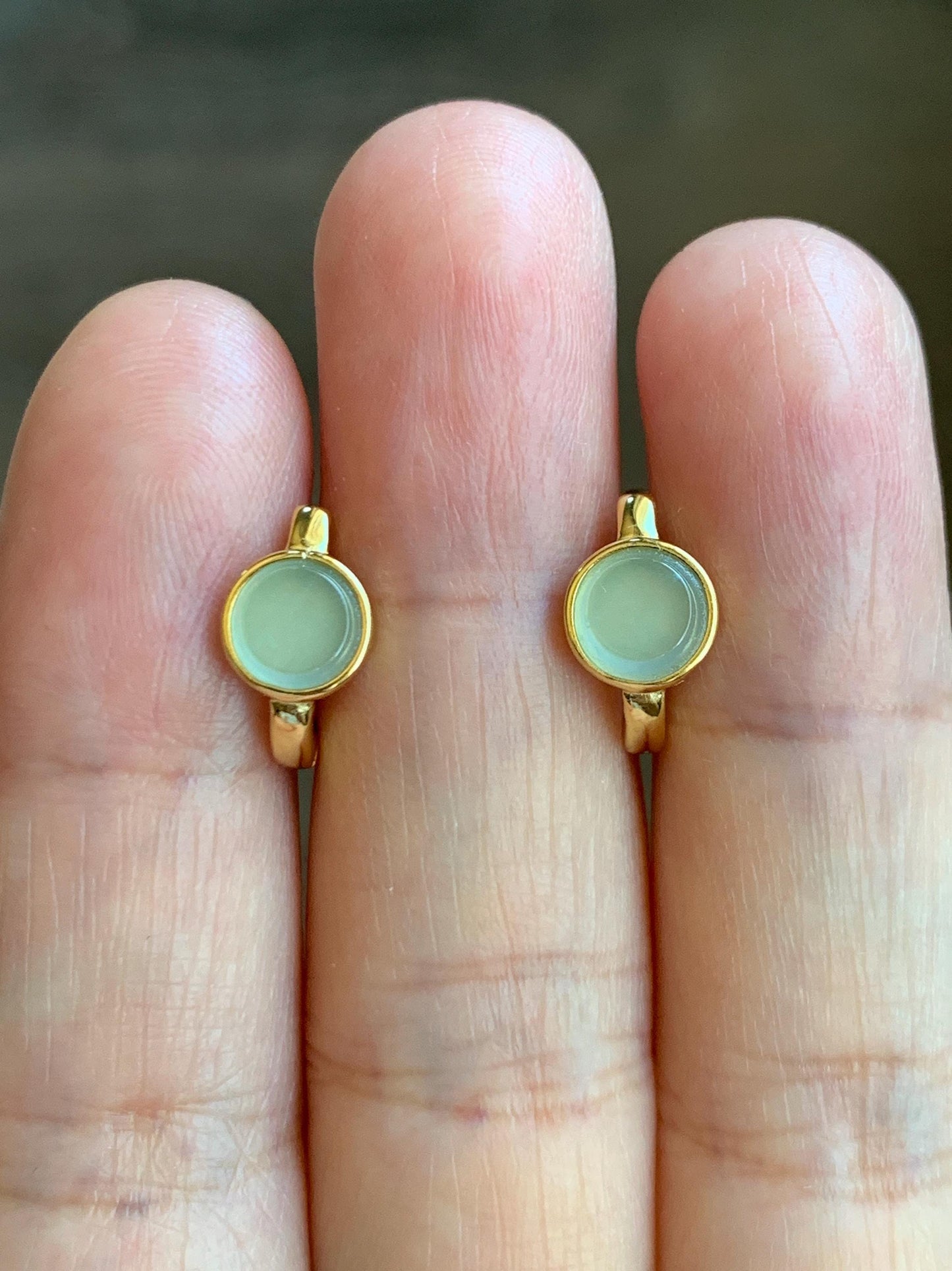 Natural Guatemalan Grade A Icy Translucent Pastel Teal Jade Jadeite Hoop Huggie Earrings Sterling Silver Gold Overlay 天然冰危淡晴底翡翠银镶耳包 QWL140