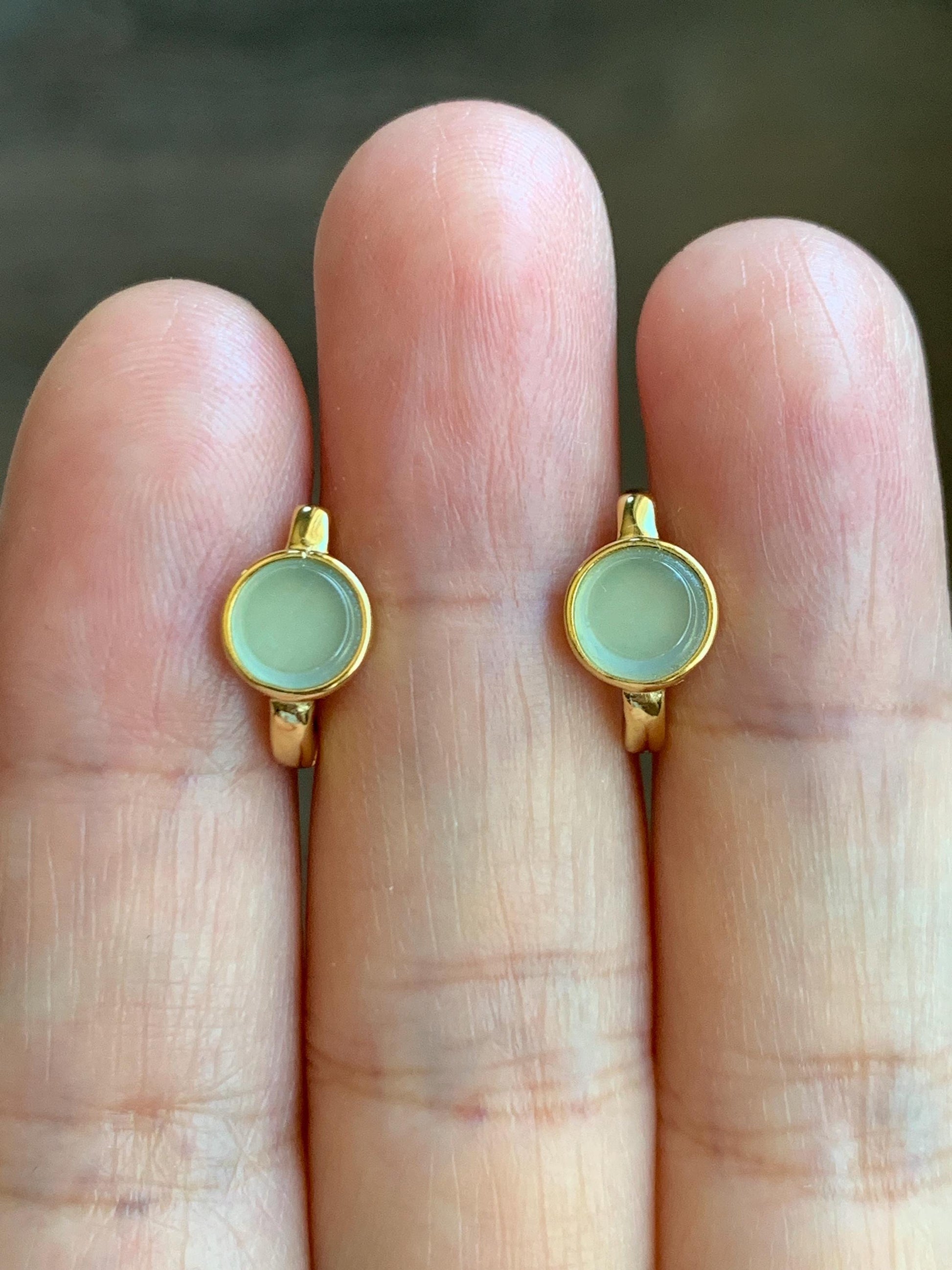 Natural Guatemalan Grade A Icy Translucent Pastel Teal Jade Jadeite Hoop Huggie Earrings Sterling Silver Gold Overlay 天然冰危淡晴底翡翠银镶耳包 QWL140