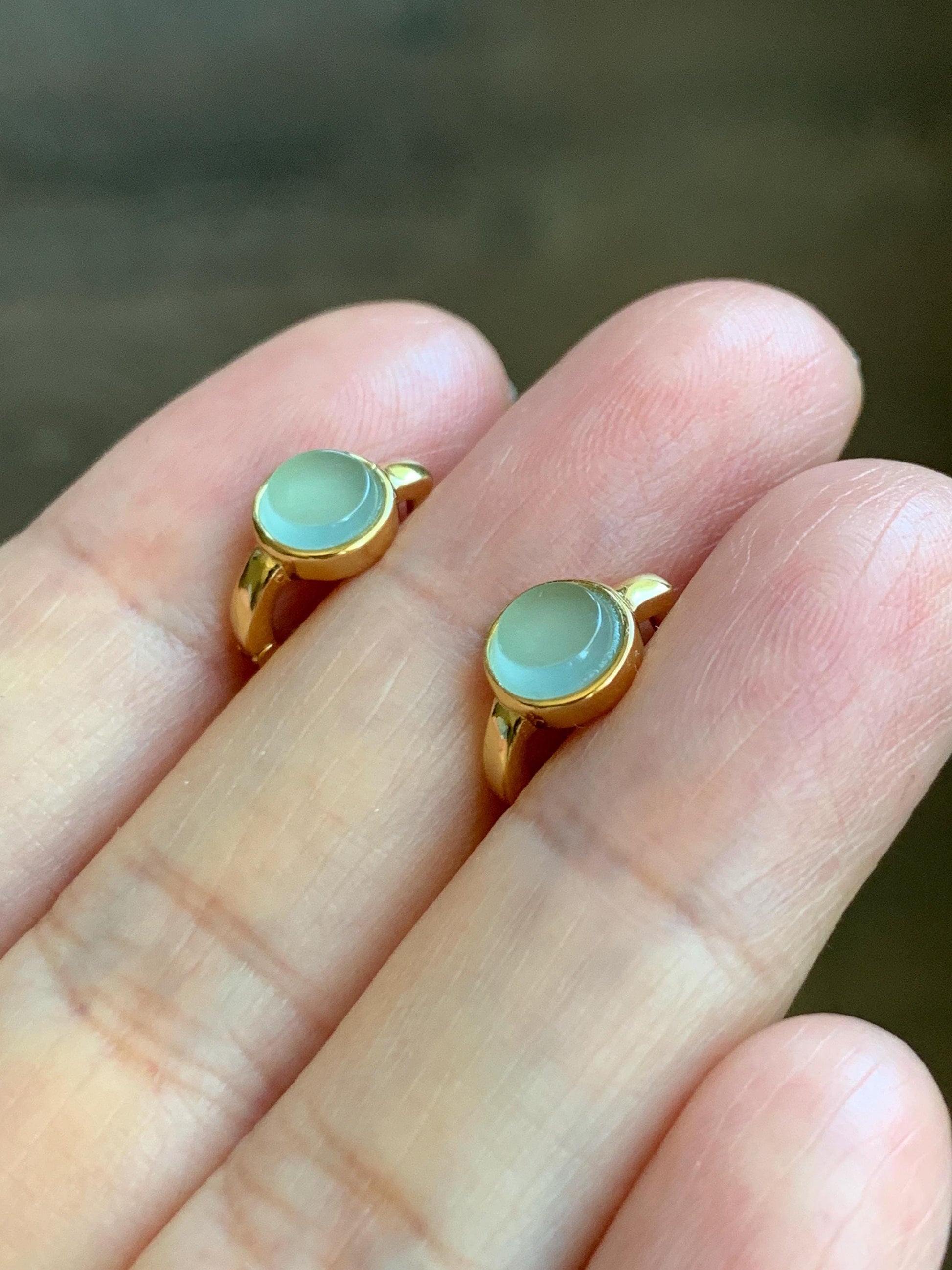 Natural Guatemalan Grade A Icy Translucent Pastel Teal Jade Jadeite Hoop Huggie Earrings Sterling Silver Gold Overlay 天然冰危淡晴底翡翠银镶耳包 QWL140