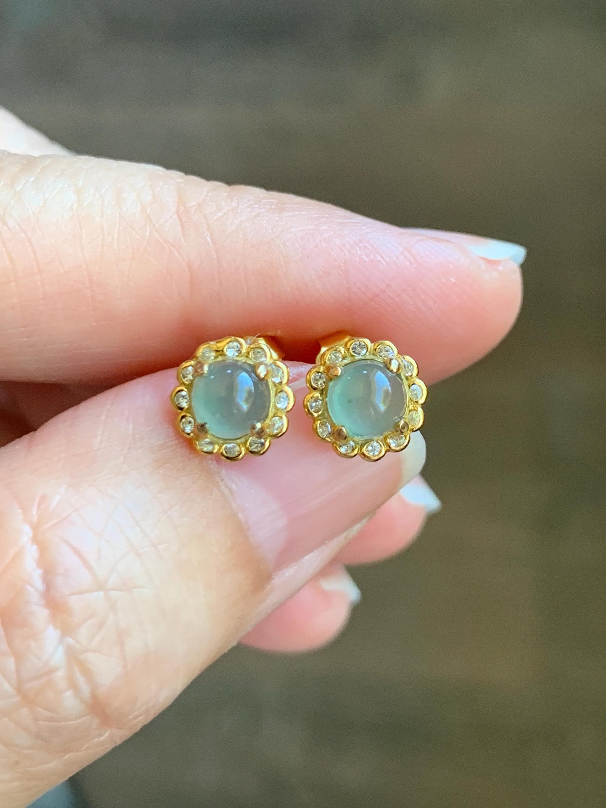Natural Grade A Guatemalan Icy Highly Translucent Light Teal Green Jade Jadeite Halo Stud Earrings Sterling Silver 天然冰危浅蓝绿翡翠银镶耳钉 XHO55