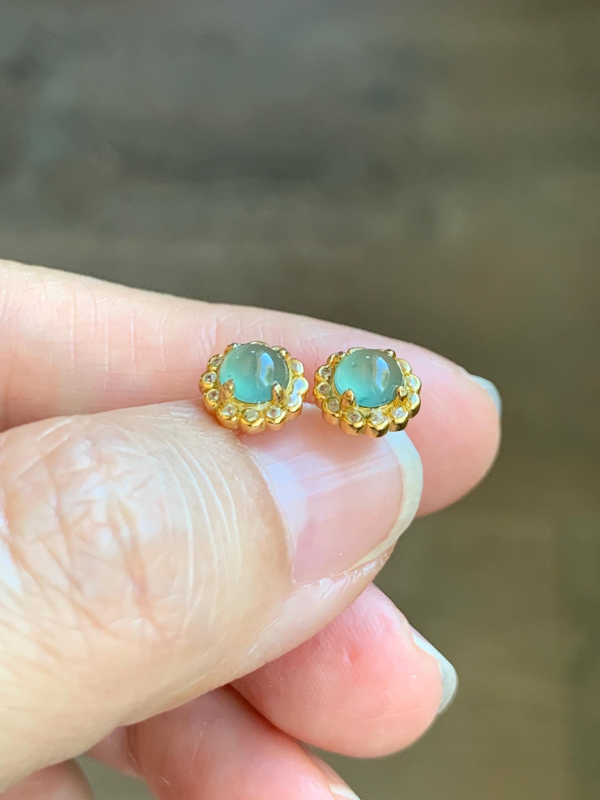 Natural Grade A Guatemalan Icy Highly Translucent Light Teal Green Jade Jadeite Halo Stud Earrings Sterling Silver 天然冰危浅蓝绿翡翠银镶耳钉 XHO55