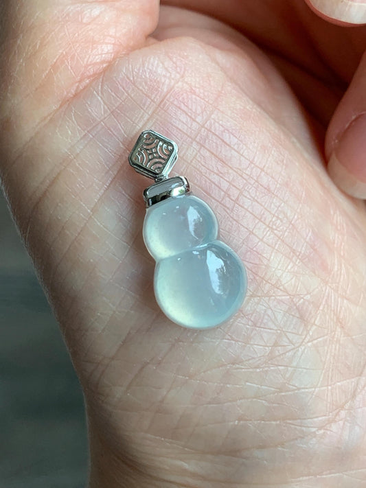 Certified Natural Grade A Premium Icy Highly Translucent White Jade Jadeite Hulu Gourd Pendant 18K White Gold 2g 天然起冰起光白冰翡翠葫芦镶嵌吊坠 9453