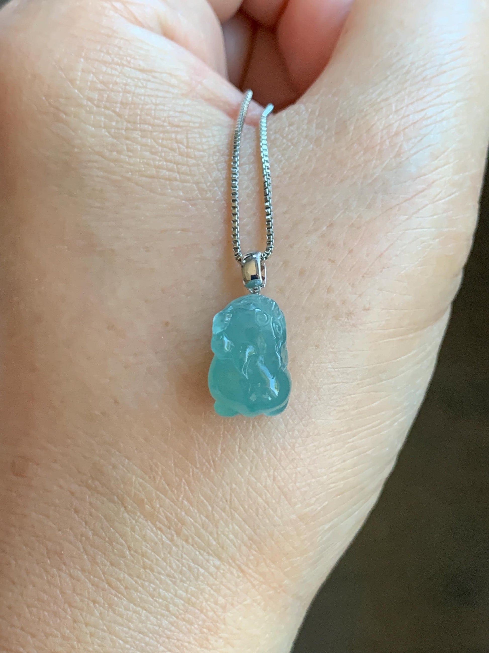 Natural Grade A Guatemalan Icy highly Translucent Gelatinous Teal Jade Jadeite Pudgy Pixiu Pendant 18K White Gold 天然老种冰危蓝起胶翡翠小貔貅吊坠 JGP160A