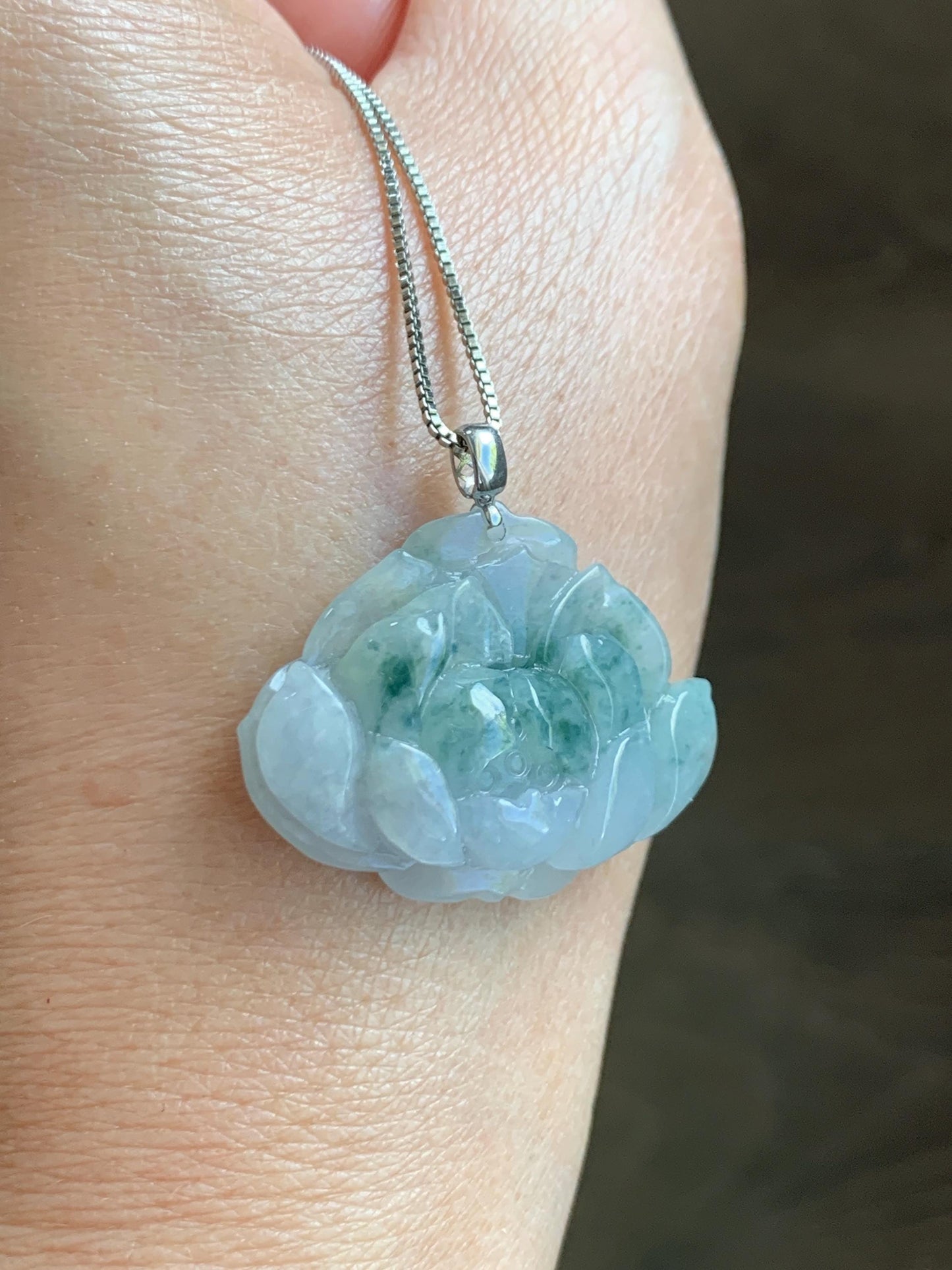 Natural Grade A Icy Translucent Green Marbled Jade Jadeite Carved Lotus Flower Pendant 18K White Gold 7g 天然冰飘花翡翠莲花镶嵌吊坠 MPLH176A