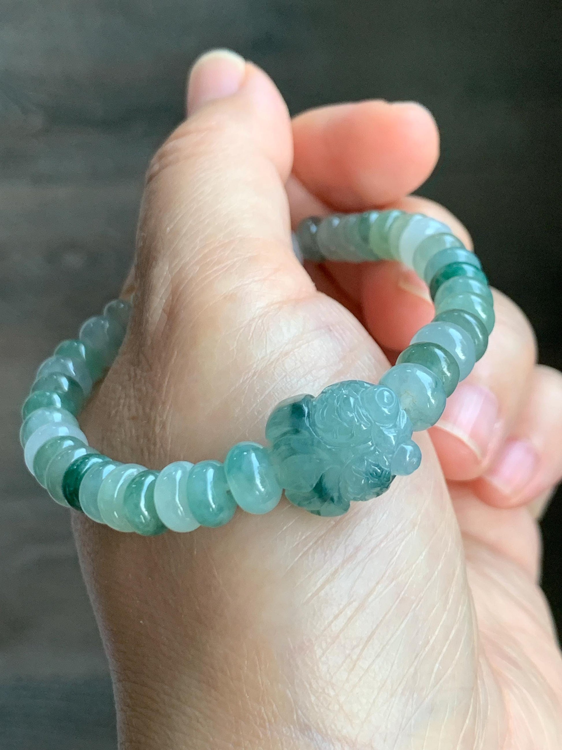 Natural Grade A Icy Translucent Multi-Shaded Light Green Jade Jadeite Drum Beads Goldfish Charm Beaded Bracelet 7" 天然冰胶浅绿多宝翡翠鼓珠金鱼手串 DBY291