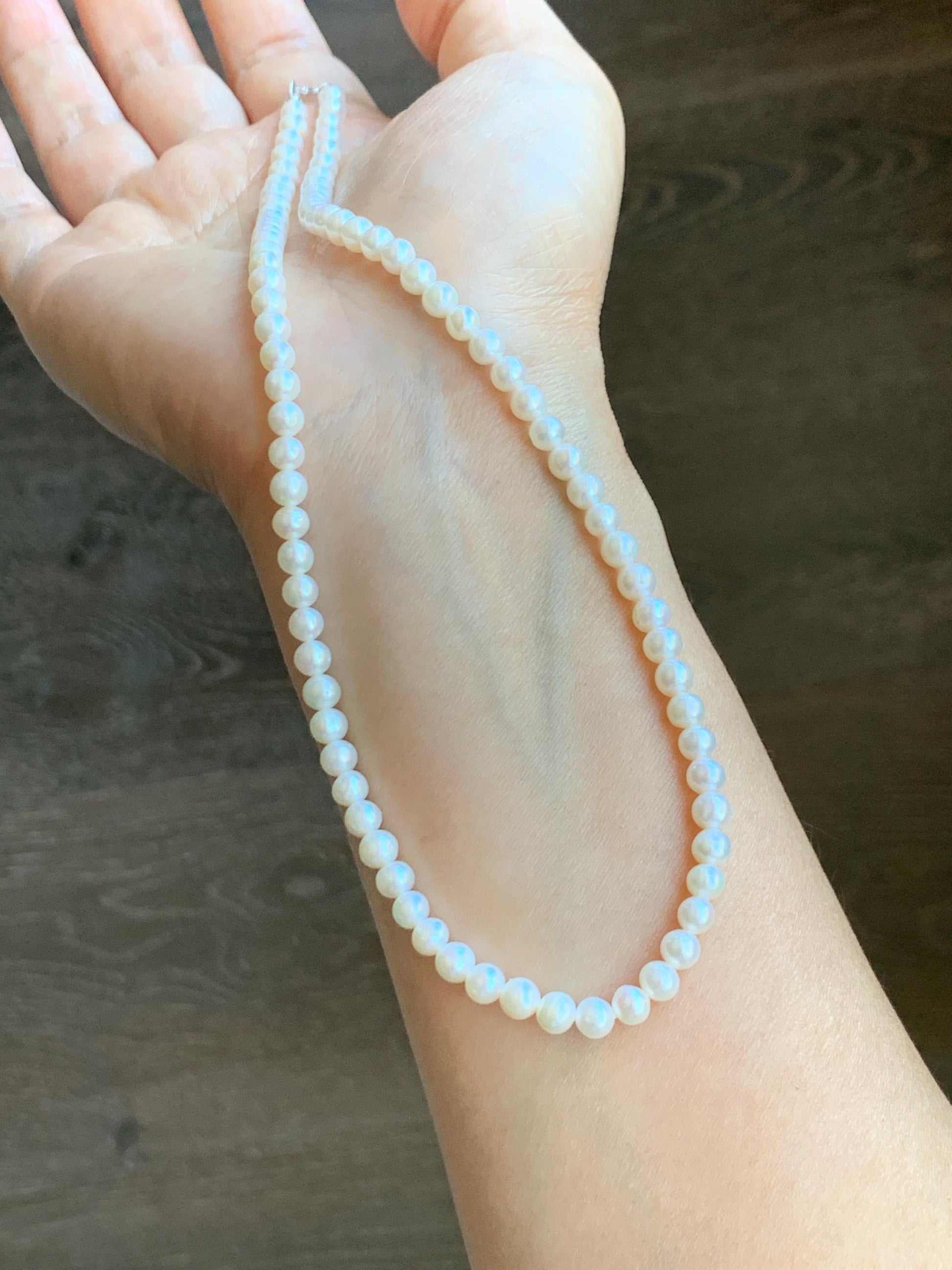 Natural Freshwater All-Nacre White Round Mini Pearls Beaded Necklace Sterling Silver Clasp 5mm 16.25”-17.75” 14g 天然淡水无核小米白珍珠项链 XMB280A