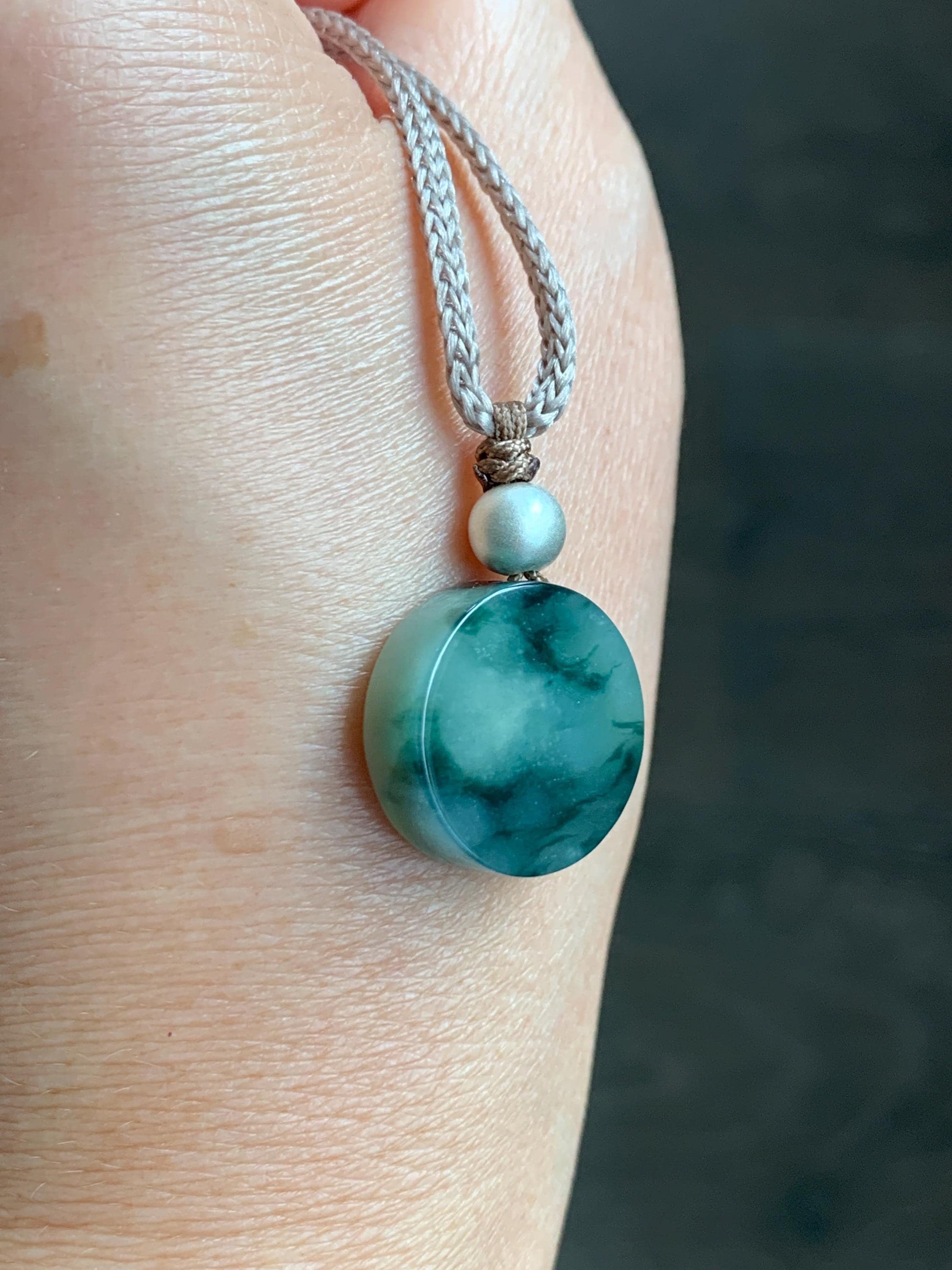 Natural Grade A Icy Translucent Green Marbled Jadeite Round Disc Pendant Rope Necklace Wu Shi Pai Sterling Silver 26” 天然飘花翡翠小无事牌吊坠 XPW50A