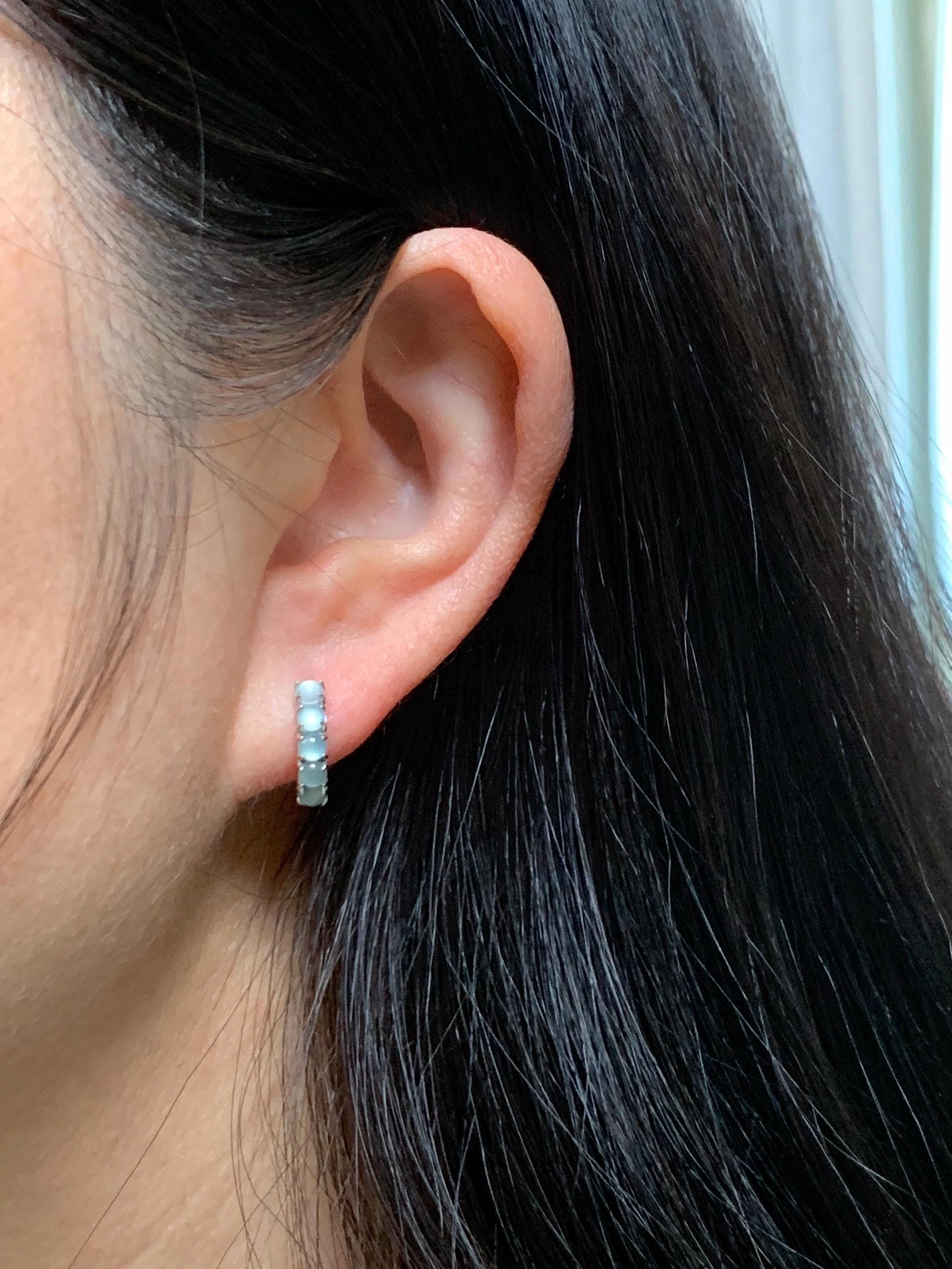 Natural Guatemalan Grade A Icy Highly Translucent Pastel Blue Jade Jadeite Small Hoop Huggie Earrings Sterling Silver 天然冰危淡蓝起光翡翠银镶耳包 LEB160