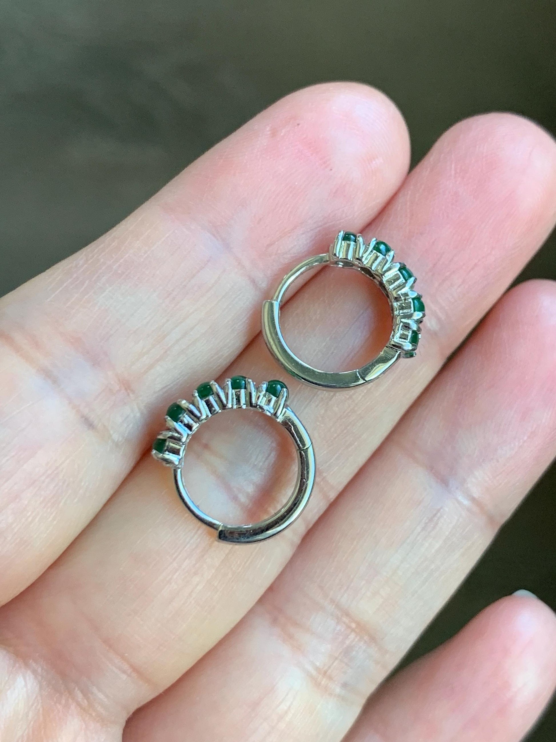 Natural Guatemalan Grade A Icy Highly Translucent Vibrant Green Jade Jadeite Hoop Huggie Earrings Sterling Silver 天然冰危绿起光翡翠银镶耳包 LEB180