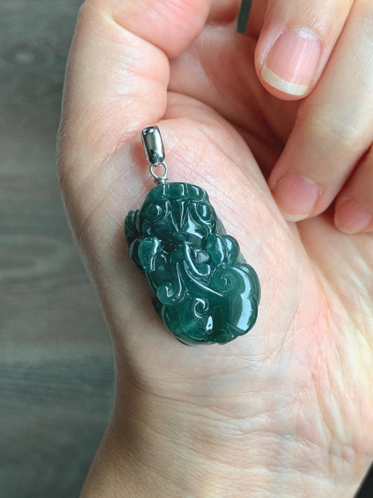 Natural Grade A Guatemalan Icy Translucent Dark Teal Jade Jadeite Pixiu Pendant Sterling Silver 14g 天然冰危深蓝绿翡翠貔貅吊坠 YBW110C
