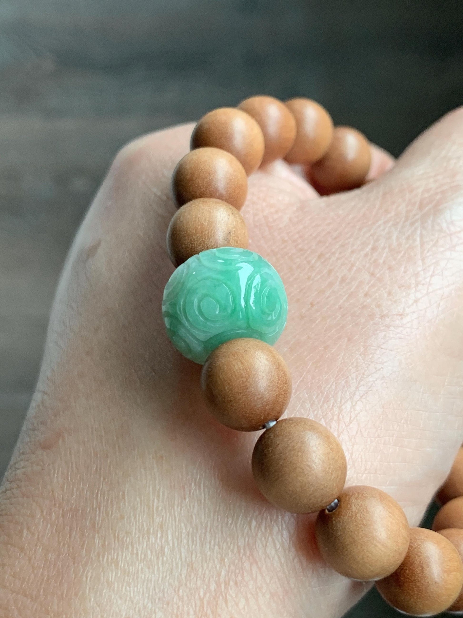 Natural Grade A Icy Translucent Light Apple Green Jade Jadeite Engraved Barrel Bead Beaded Bracelet 7.25” 15g 天然冰浅果绿翡翠桶珠木珠手串 MGL99B