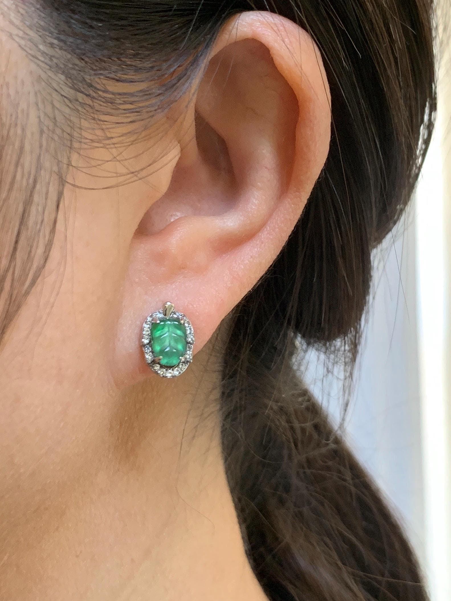 Natural Guatemalan Grade A Icy Highly Translucent Green Jade Jadeite Petite Carved Leaf Stud Earrings Sterling Silver 天然冰危绿翡翠迷你叶子镶嵌耳钉 XWY66B