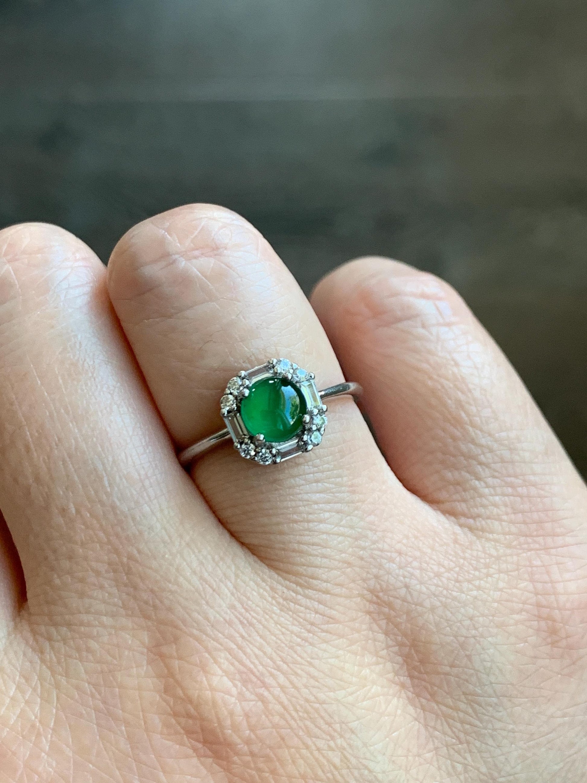 Natural Grade A Guatemalan Icy Translucent Vibrant Green Jade Jadeite Ring Sterling Silver Size Adjustable 天然冰危绿翡翠蛋面银镶戒指 WLJ88