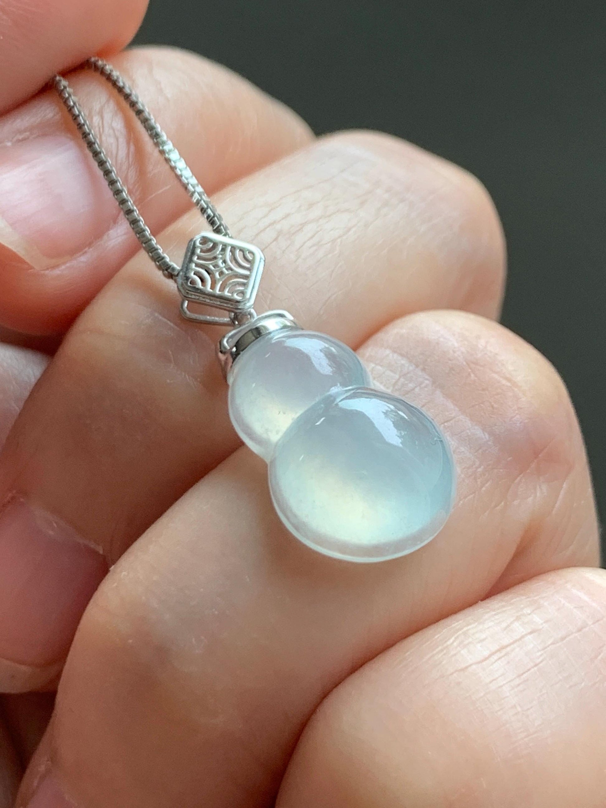 Certified Natural Grade A Premium Icy Highly Translucent White Jade Jadeite Hulu Gourd Pendant 18K White Gold 2g 天然起冰起光白冰翡翠葫芦镶嵌吊坠 9453
