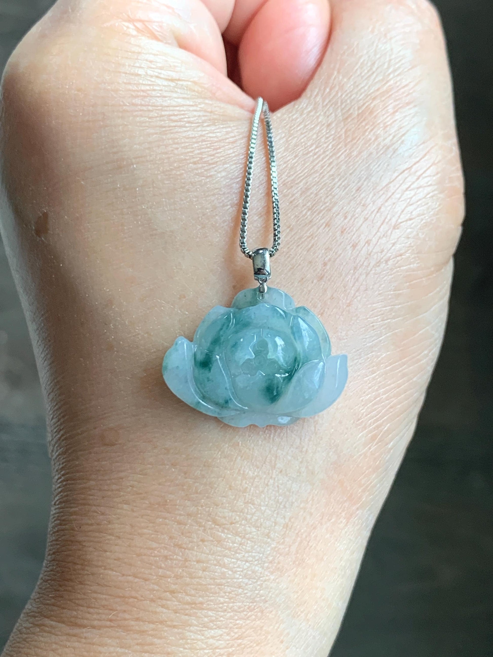 Natural Grade A Icy Translucent Green Marbled Jade Jadeite Carved Lotus Flower Pendant 18K White Gold 4g 天然冰飘花翡翠莲花镶嵌吊坠 MPLH176B