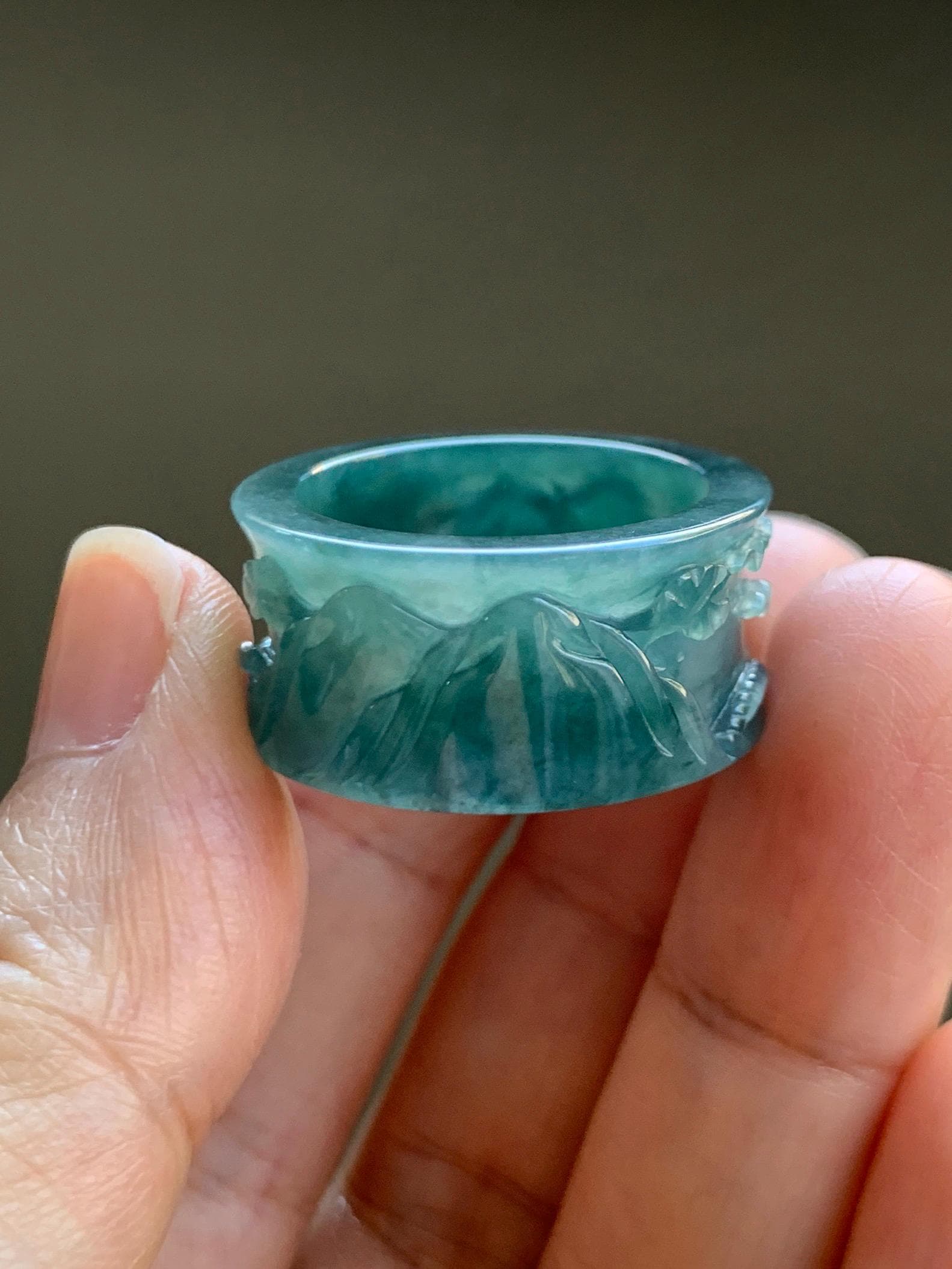 Natural Grade A Guatemalan Icy Highly Translucent Dark Teal Blue Teal Green Jade Jadeite Engraved Band Ring Size 10 US 8g 天然冰危深蓝翡翠山水戒圈 SHBZA