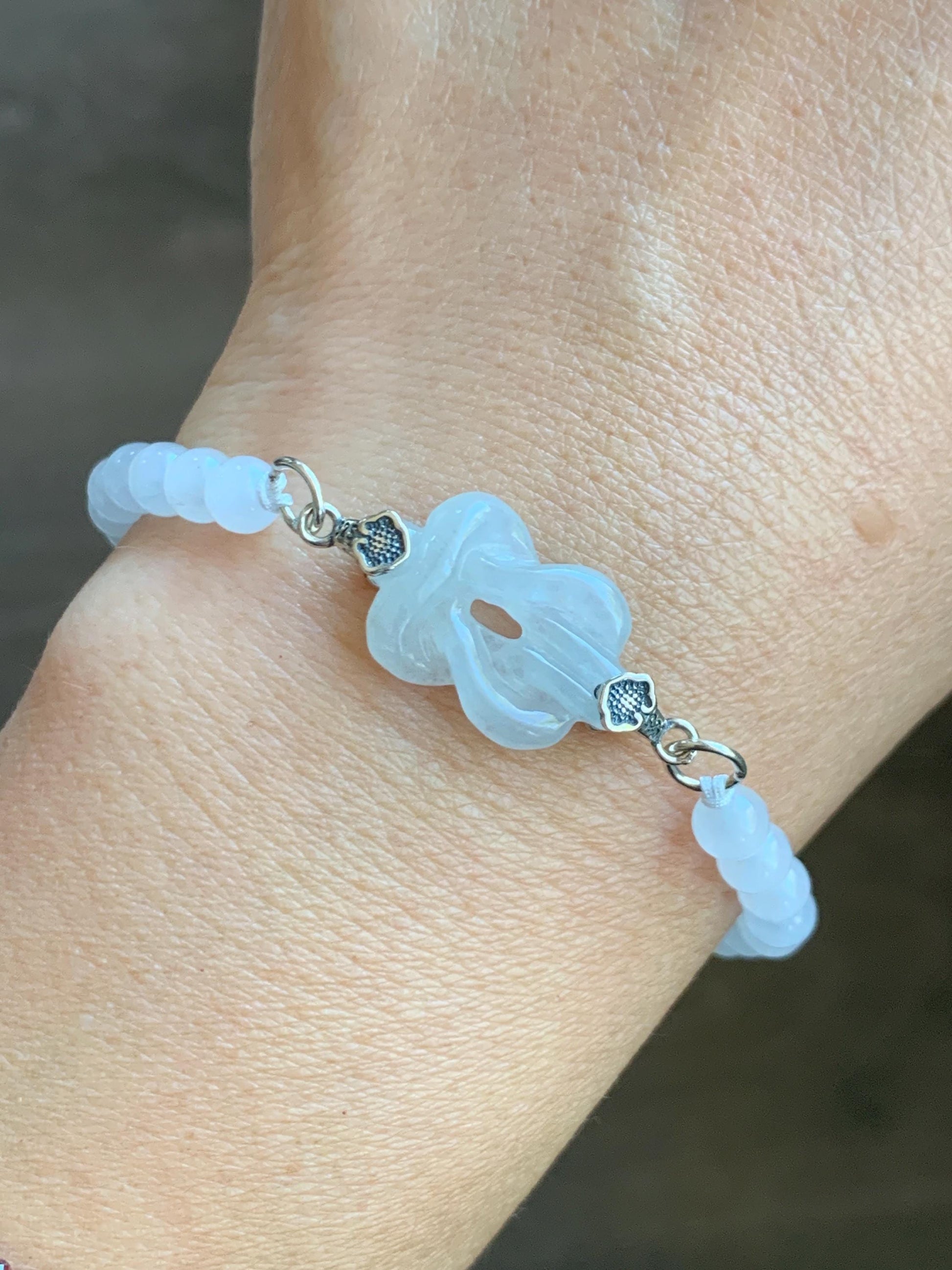 Natural Grade A Icy Translucent Gelatinous White Jade Jadeite Carved Chinese Knot Beaded Bracelet Sterling Silver 7” 天然冰胶白翡翠中国结圆珠手串 ZGJ215A