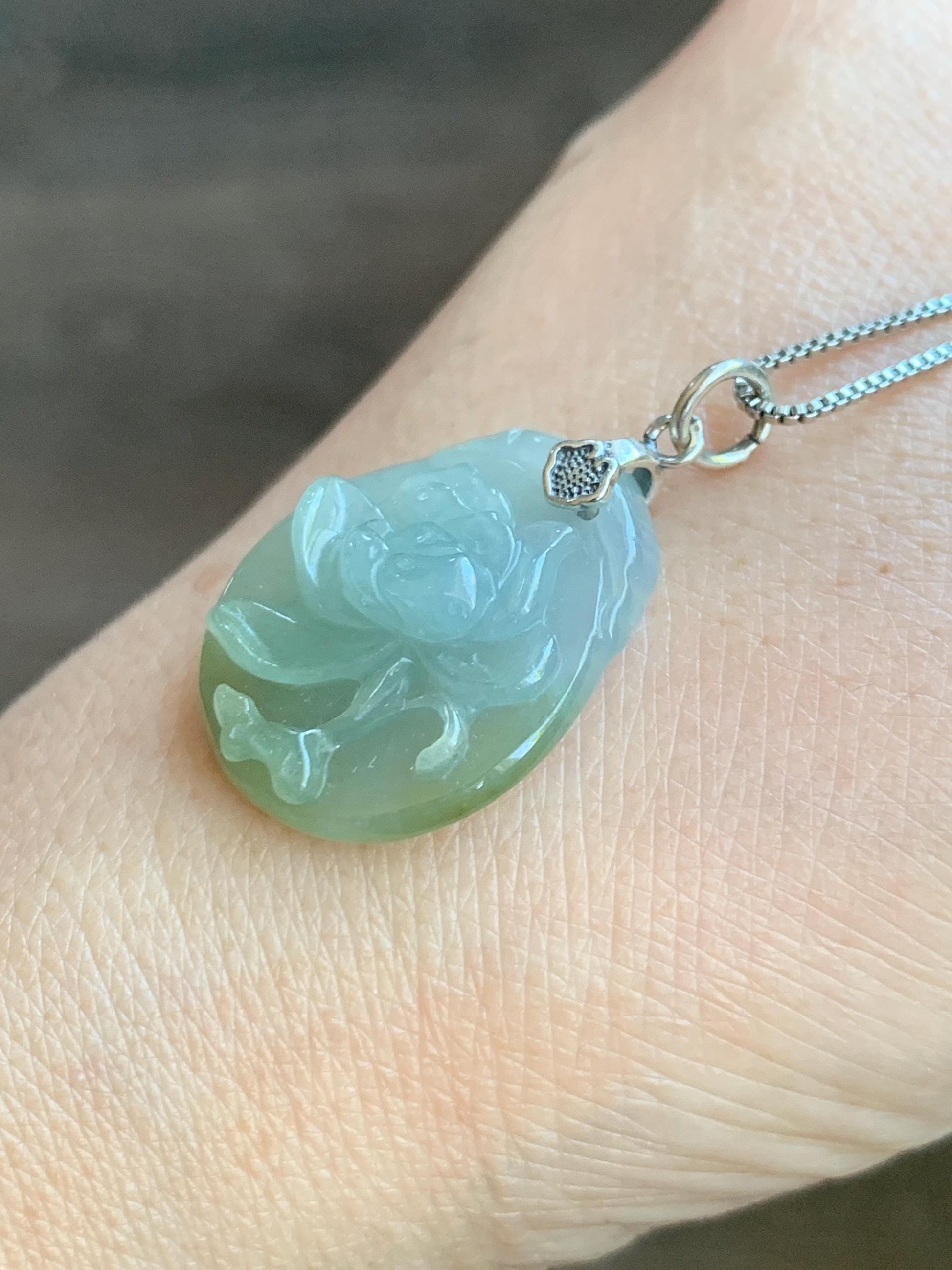 Natural Grade A Icy Translucent Dark Olive Green Jade Jadeite Carved Peony Flower Pendant Sterling Silver 5g 天然细糯橄榄绿翡翠牡丹花吊坠 MPY70B