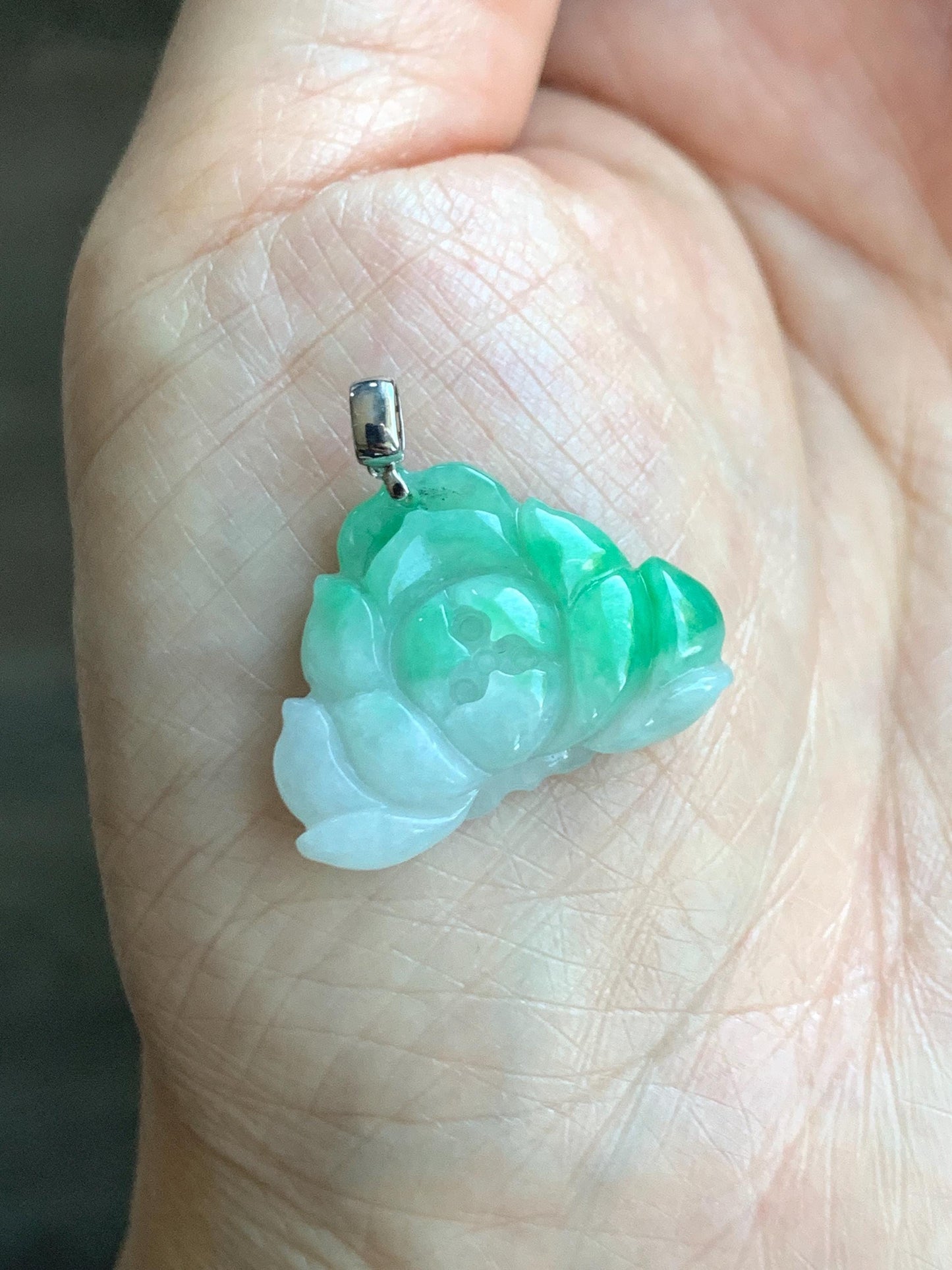 Natural Grade A Icy Translucent White & Green Marbled Jade Jadeite Lotus Flower Pendant 18K White Gold 3g 天然细糯白第青花翡翠莲花镶嵌吊坠 MBQ560