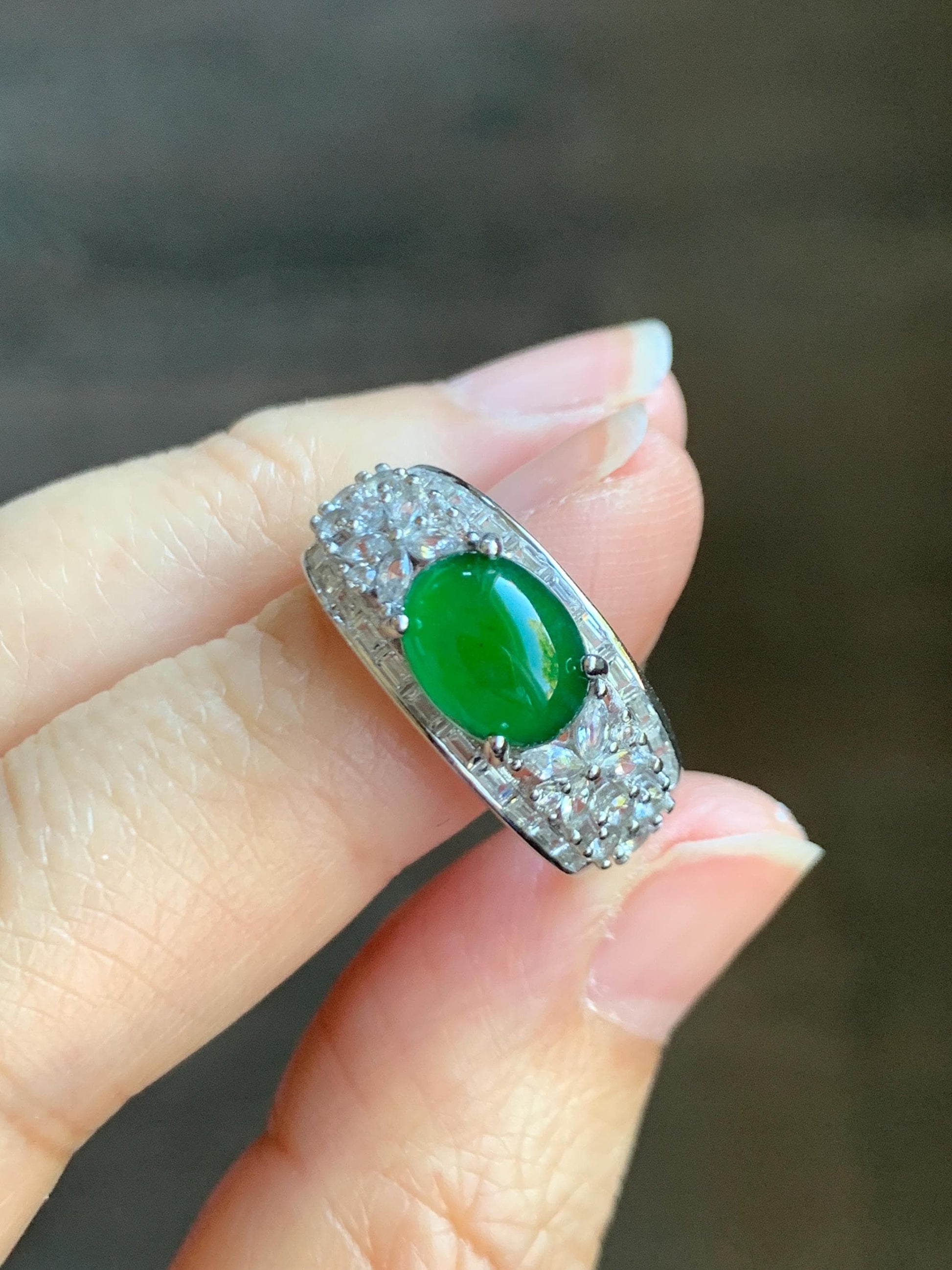 Natural Grade A Guatemalan Icy Translucent Vibrant Green Cabochon Jade Jadeite Ring Sterling Silver Size Adjustable 3g 天然冰危绿翡翠银镶戒指 WLO128