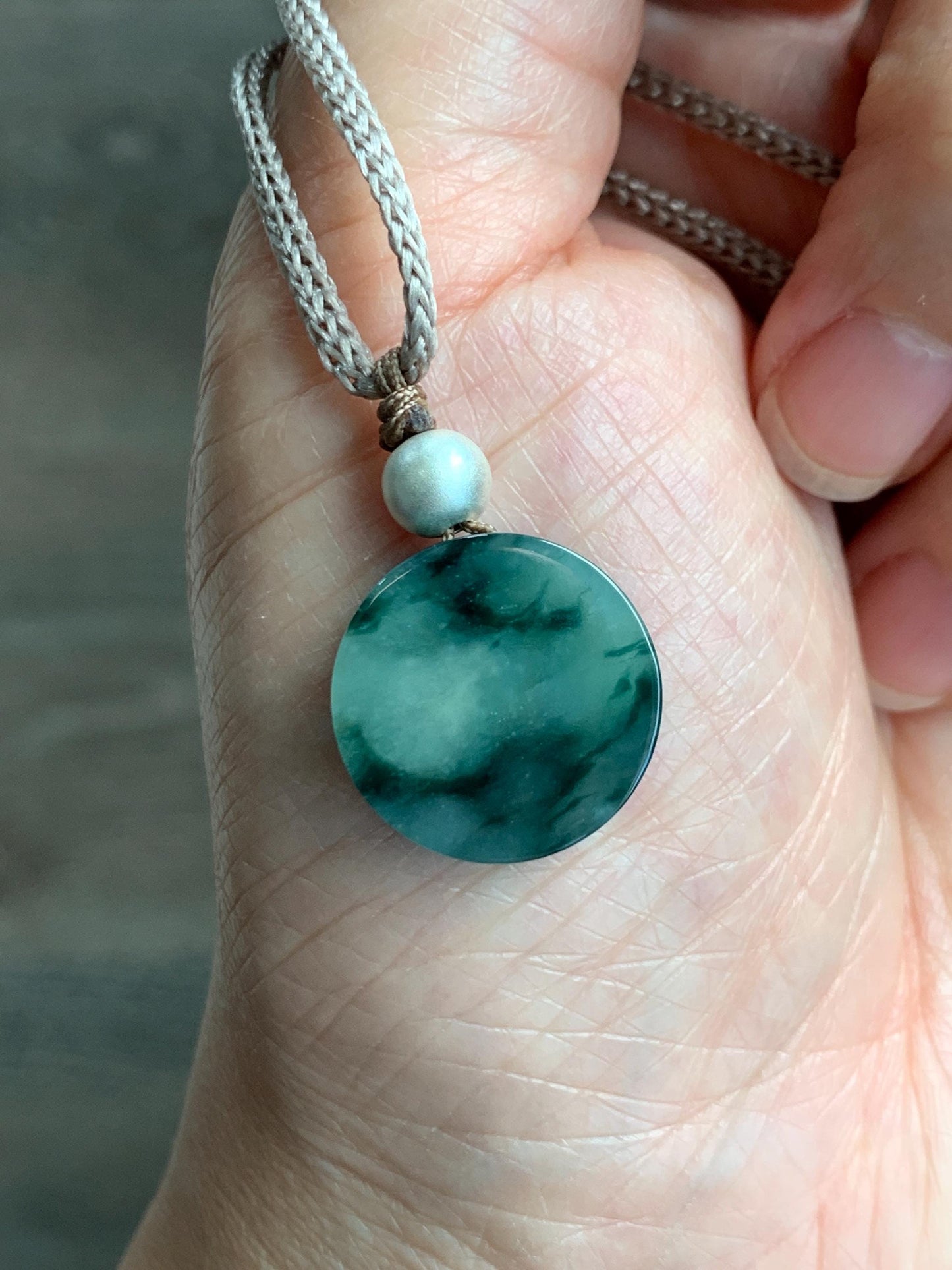 Natural Grade A Icy Translucent Green Marbled Jadeite Round Disc Pendant Rope Necklace Wu Shi Pai Sterling Silver 26” 天然飘花翡翠小无事牌吊坠 XPW50A