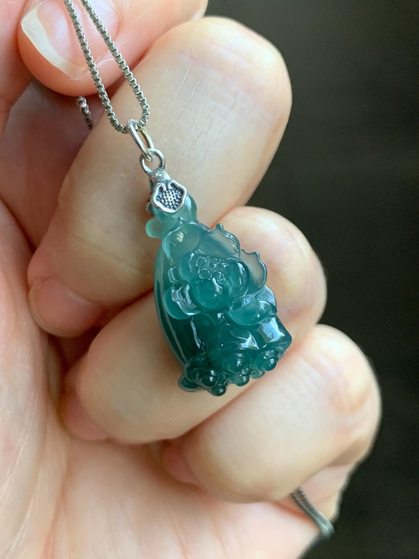 Natural Grade A Guatemalan Icy Translucent Dark Teal Blue Jade Jadeite Lotus Flower Lotus Pod Pendant Sterling Silver 天然冰危深蓝翡翠莲花莲蓬吊坠 WHP280B