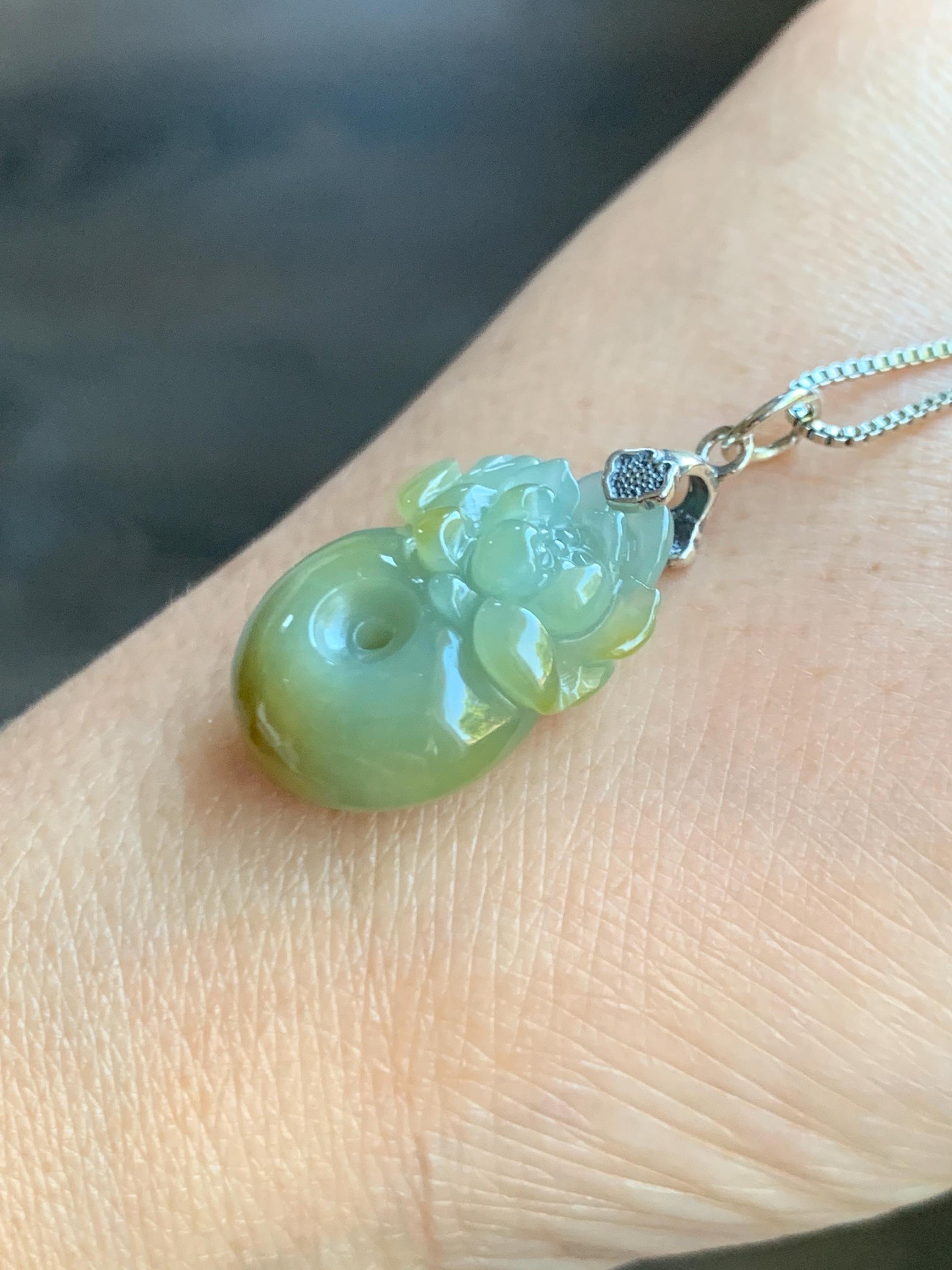 Natural Grade A Guatemalan Translucent Dusty Blue Yellow Jade Jadeite Lotus Flower Ping An Kou Donut Pendant Sterling Silver 天然危黄翡翠莲花平安扣吊坠 S
