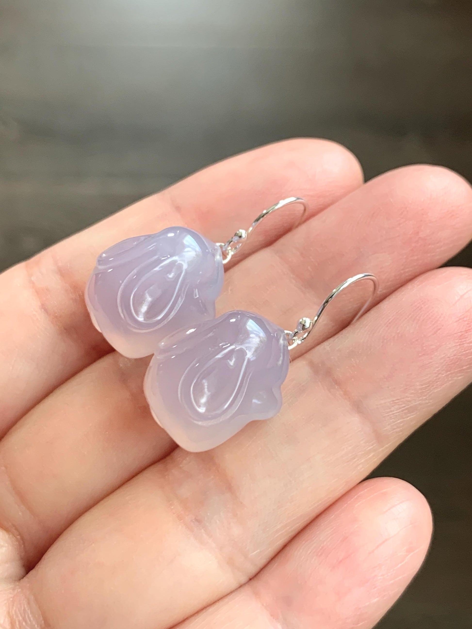 Certified Natural Premium Icy Highly Translucent Pastel Lavender Agate Carved 3D Rabbit Dangle Earrings Sterling Silver 8g 天然高冰品质淡紫玛瑙小兔耳钩