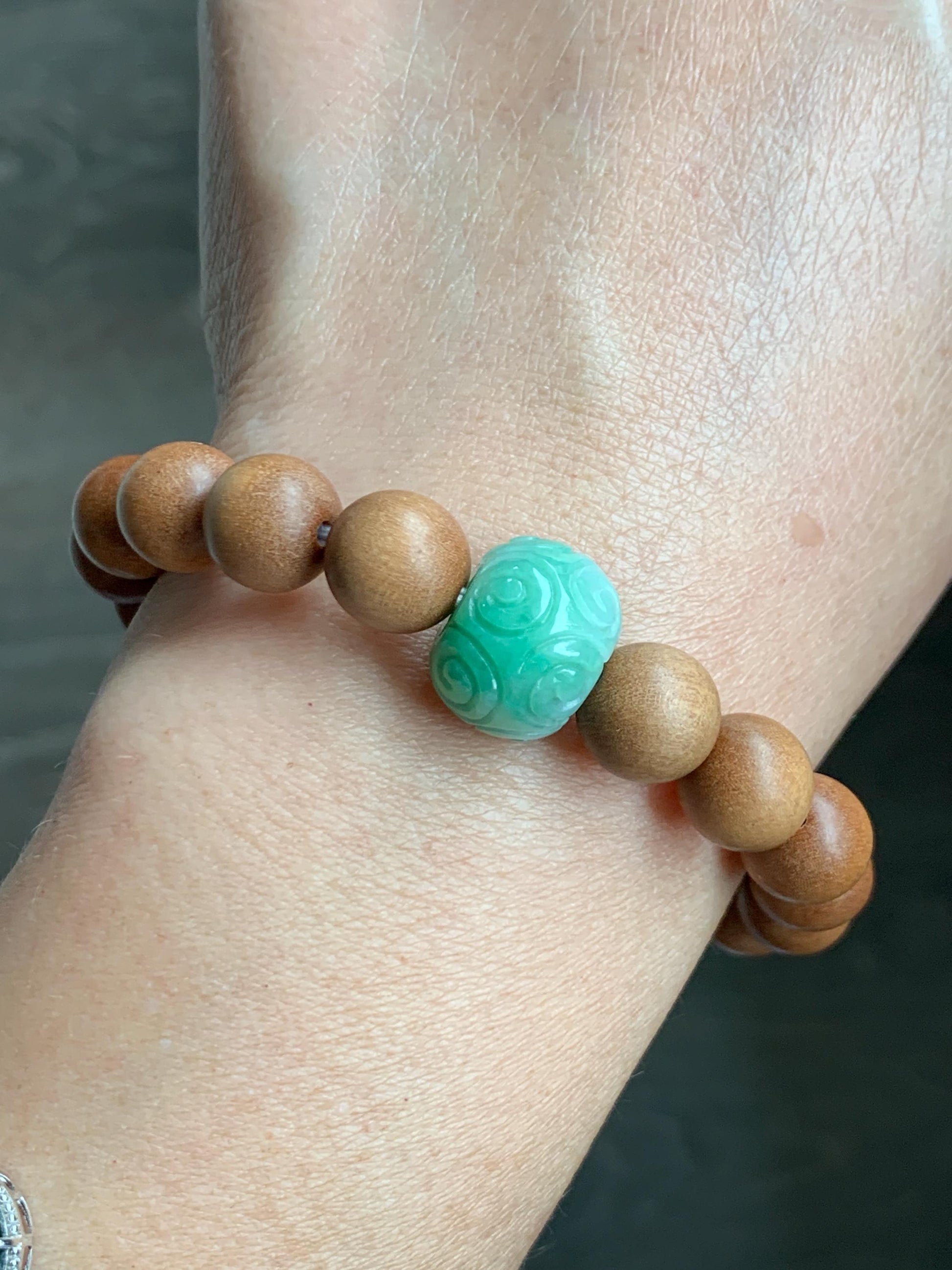 Natural Grade A Icy Translucent Light Apple Green Jade Jadeite Engraved Barrel Bead Beaded Bracelet 7.25” 15g 天然冰浅果绿翡翠桶珠木珠手串 MGL99B