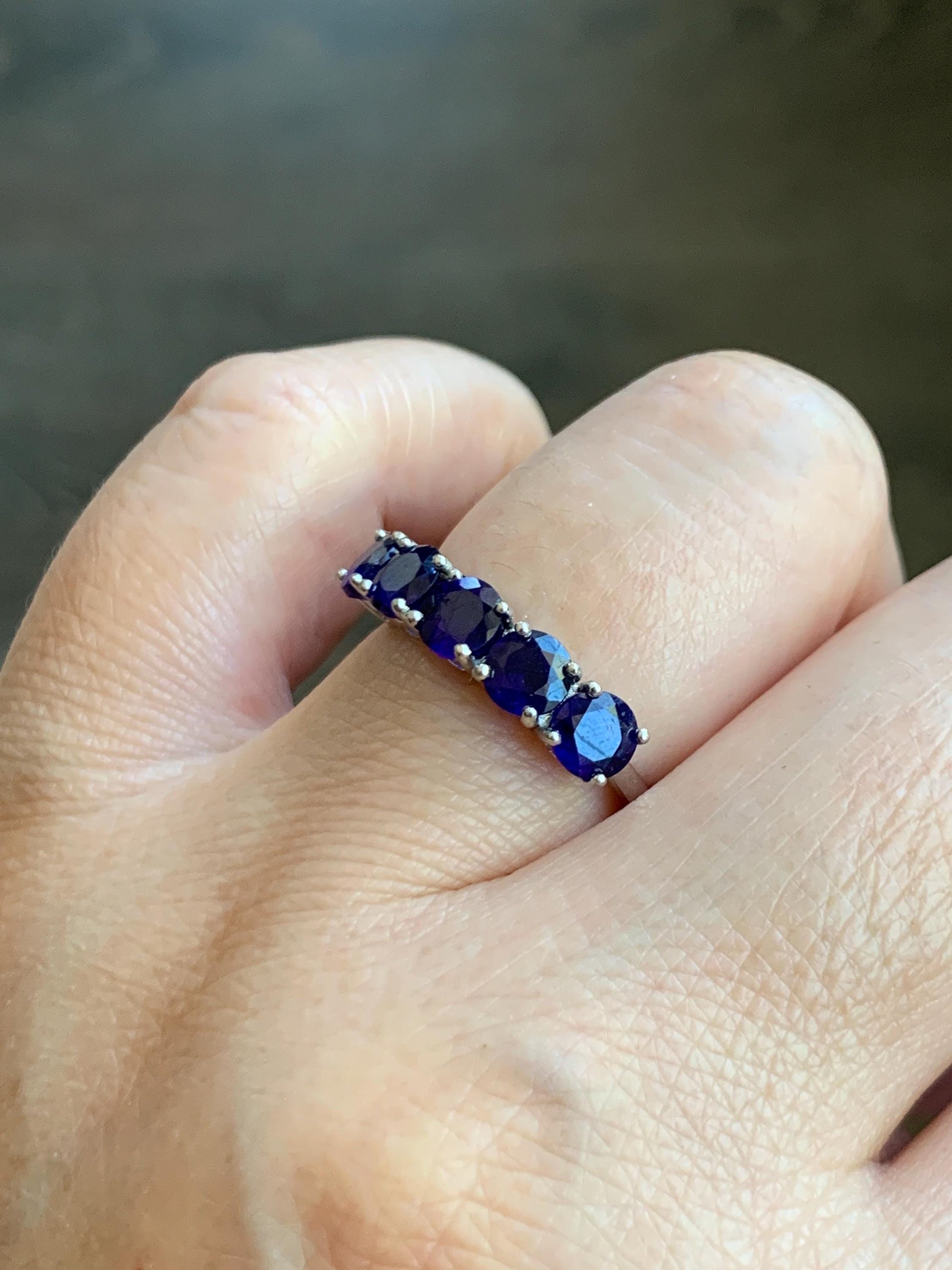 Natural Genuine Dark Blue Sapphire 5-Stone Band Ring Round Brilliant Cut 4.5-4.6mm Sterling Silver Size 7 US 2g c422