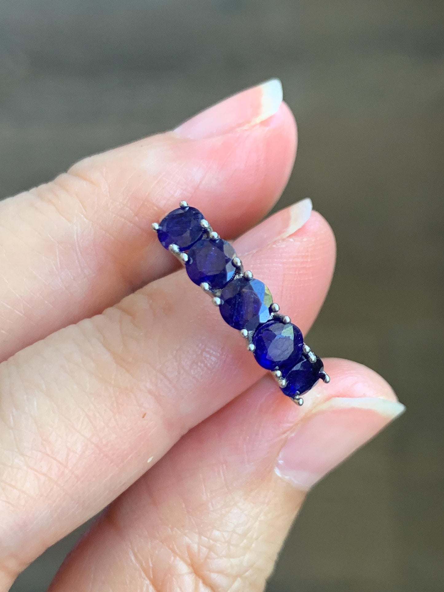 Natural Genuine Dark Blue Sapphire 5-Stone Band Ring Round Brilliant Cut 4.5-4.6mm Sterling Silver Size 8 US 2g c423