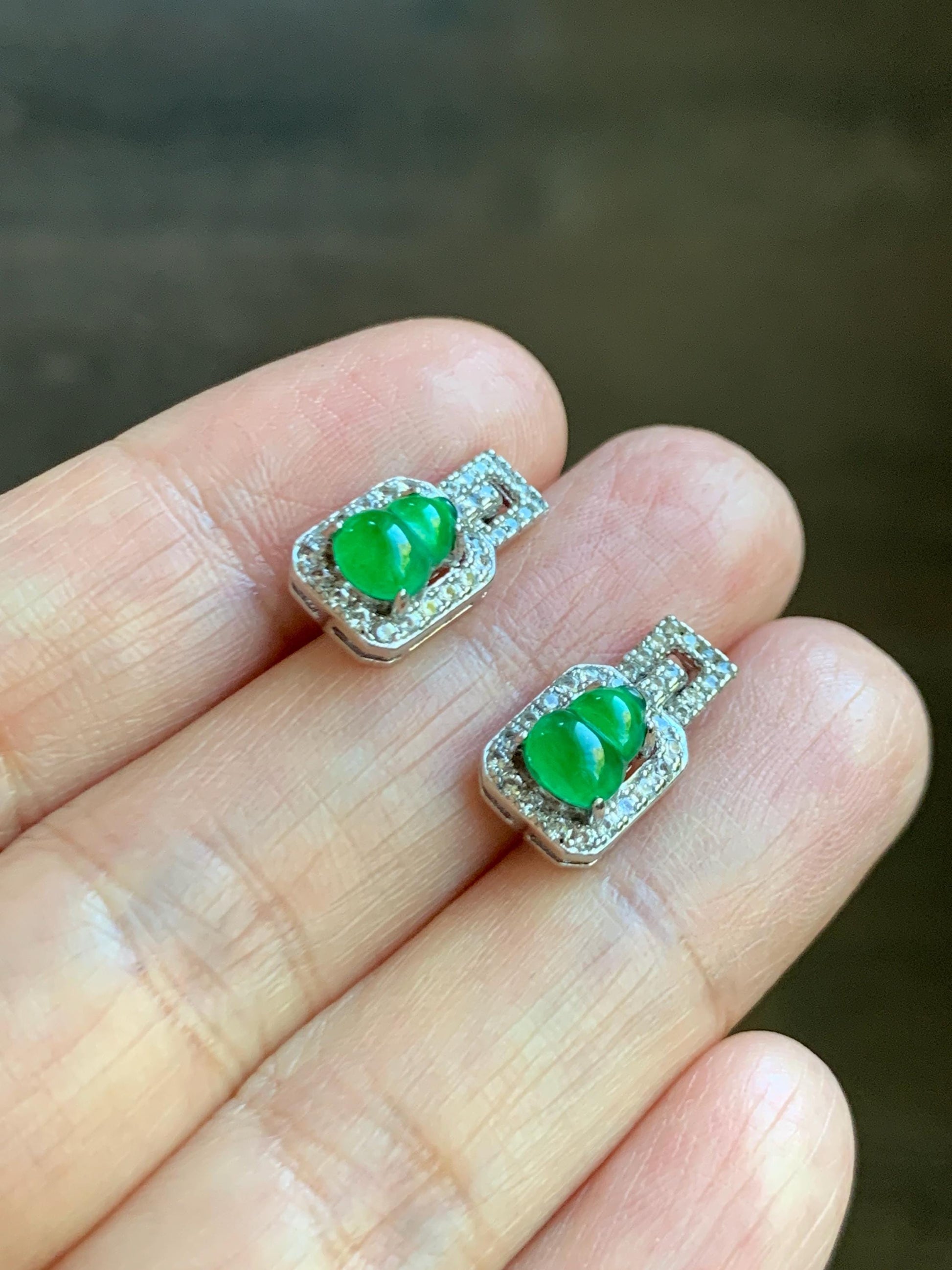 Natural Guatemalan Grade A Icy Translucent Vibrant Green Jade Jadeite Gourd Hulu Stud Earrings Sterling Silver 天然冰危绿翡翠葫芦镶嵌耳钉 XKHL150